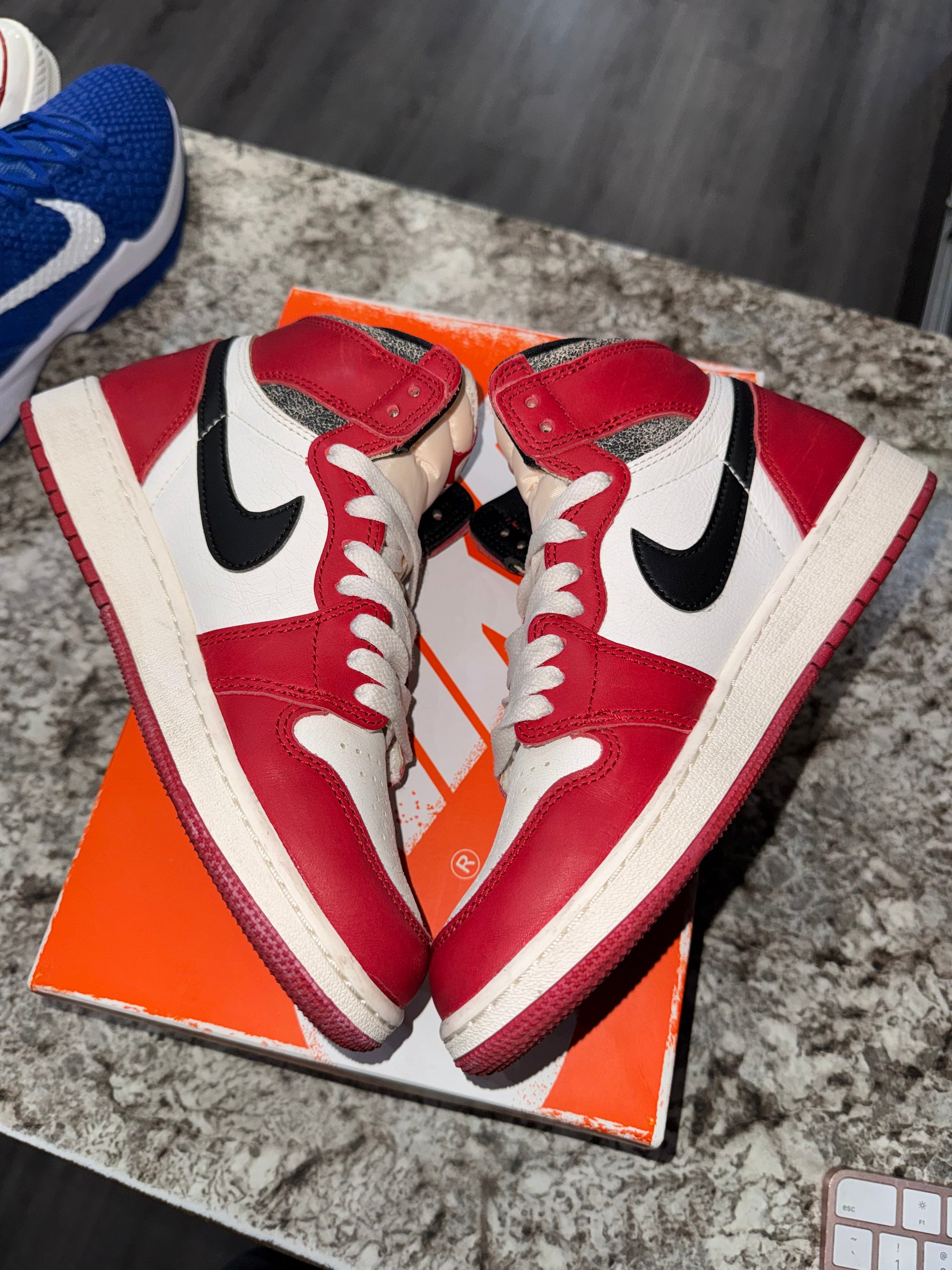 Jordan 1 Retro High OG Chicago Lost and Found (GS)