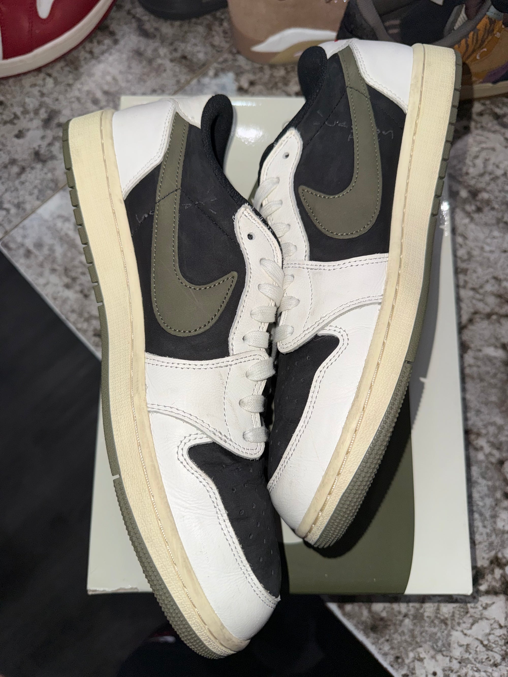 Jordan 1 Retro Low OG SP Travis Scott Olive (Women's)