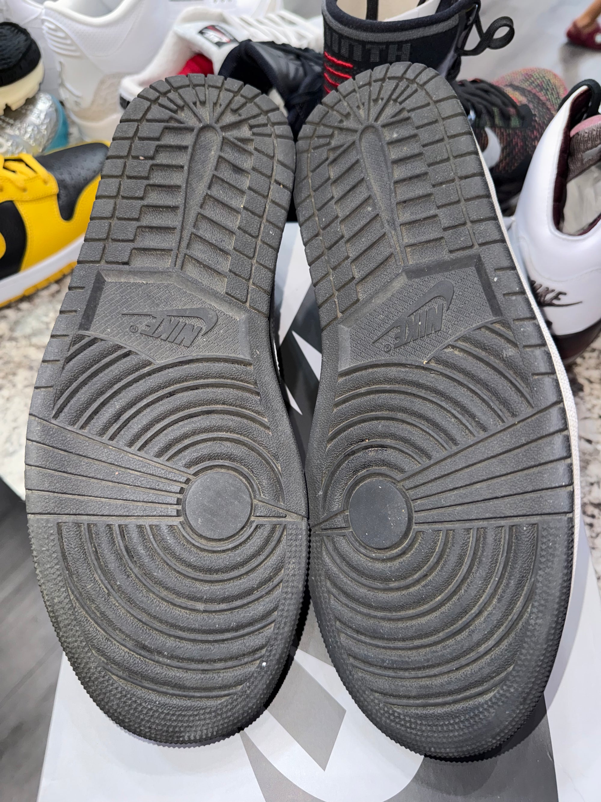 Jordan 1 Retro Low OG Shadow (2024)