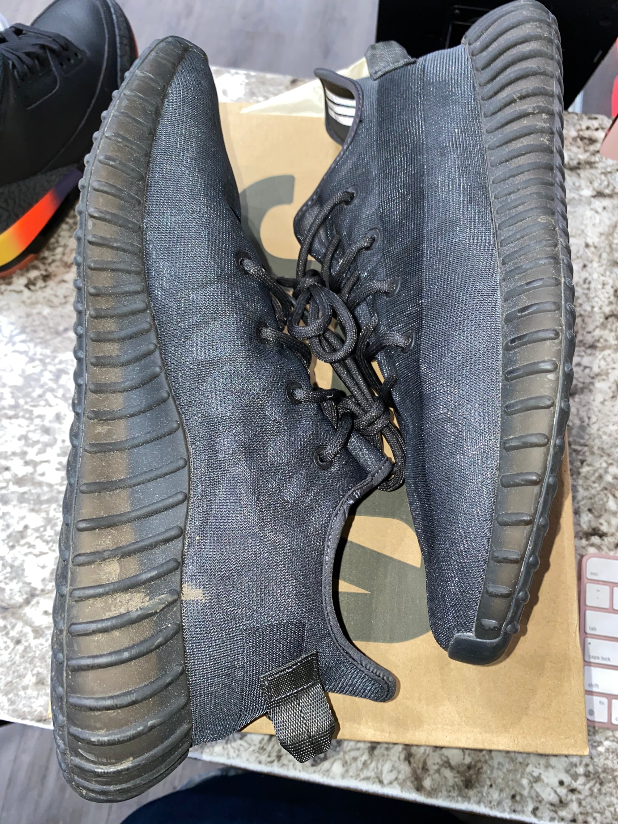 adidas Yeezy Boost 350 V2 Mono Cinder (REPLACEMENT BOX)