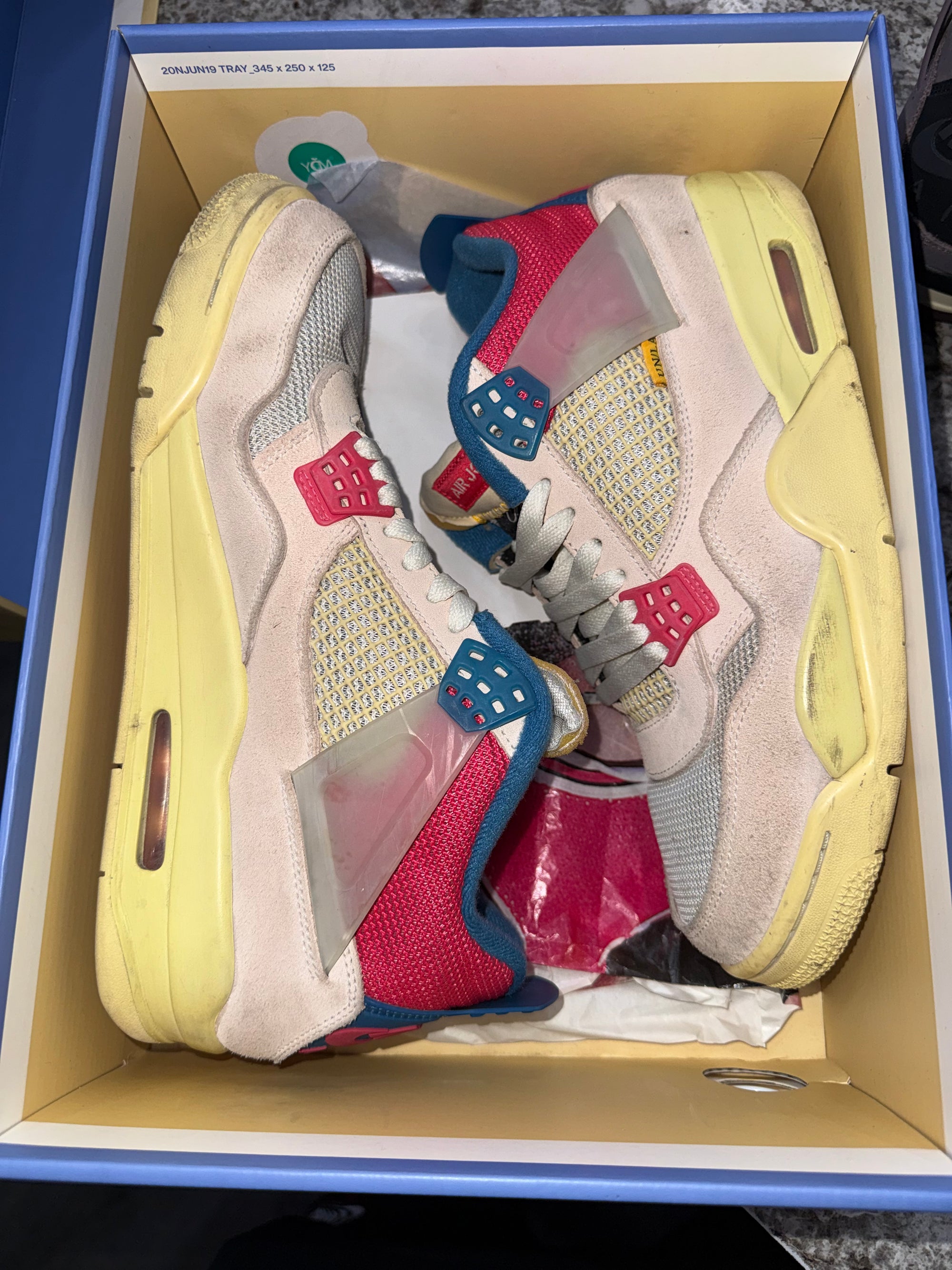 Jordan 4 Retro Union Guava Ice