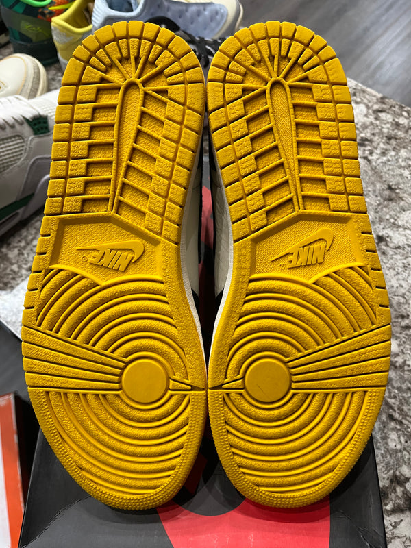 Jordan 1 Retro High Not for Resale Varsity Maize