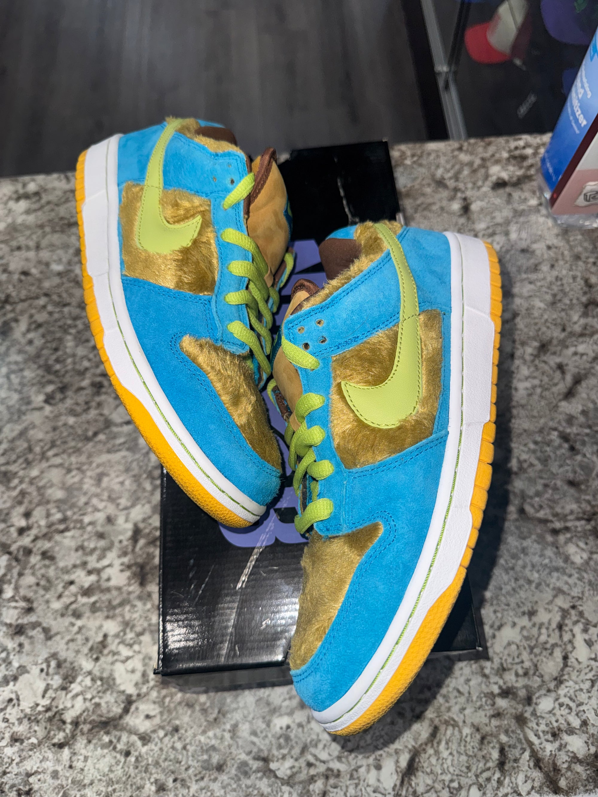 Nike SB Dunk Low Baby Bear