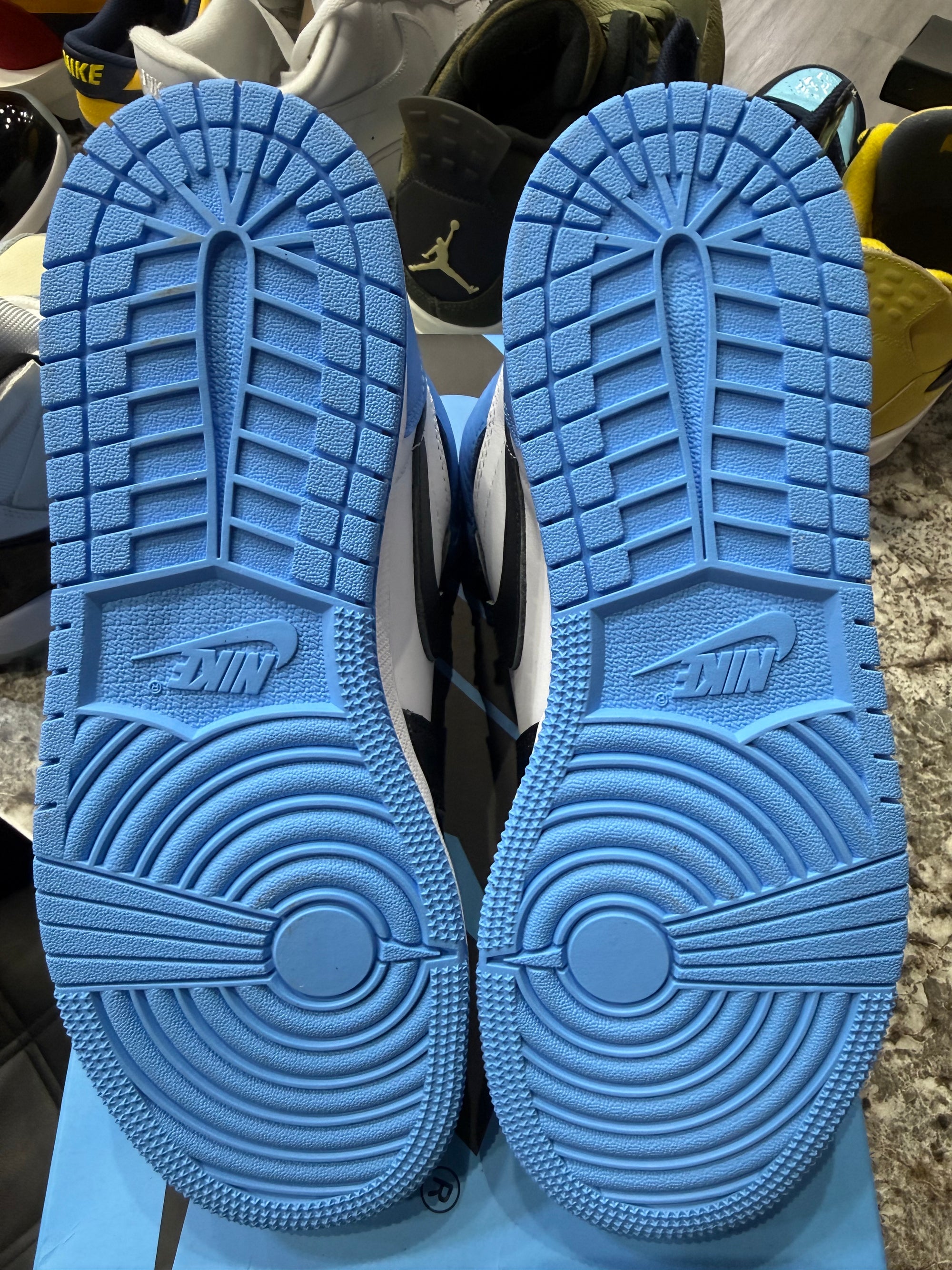 Jordan 1 Retro High OG UNC Toe (GS)