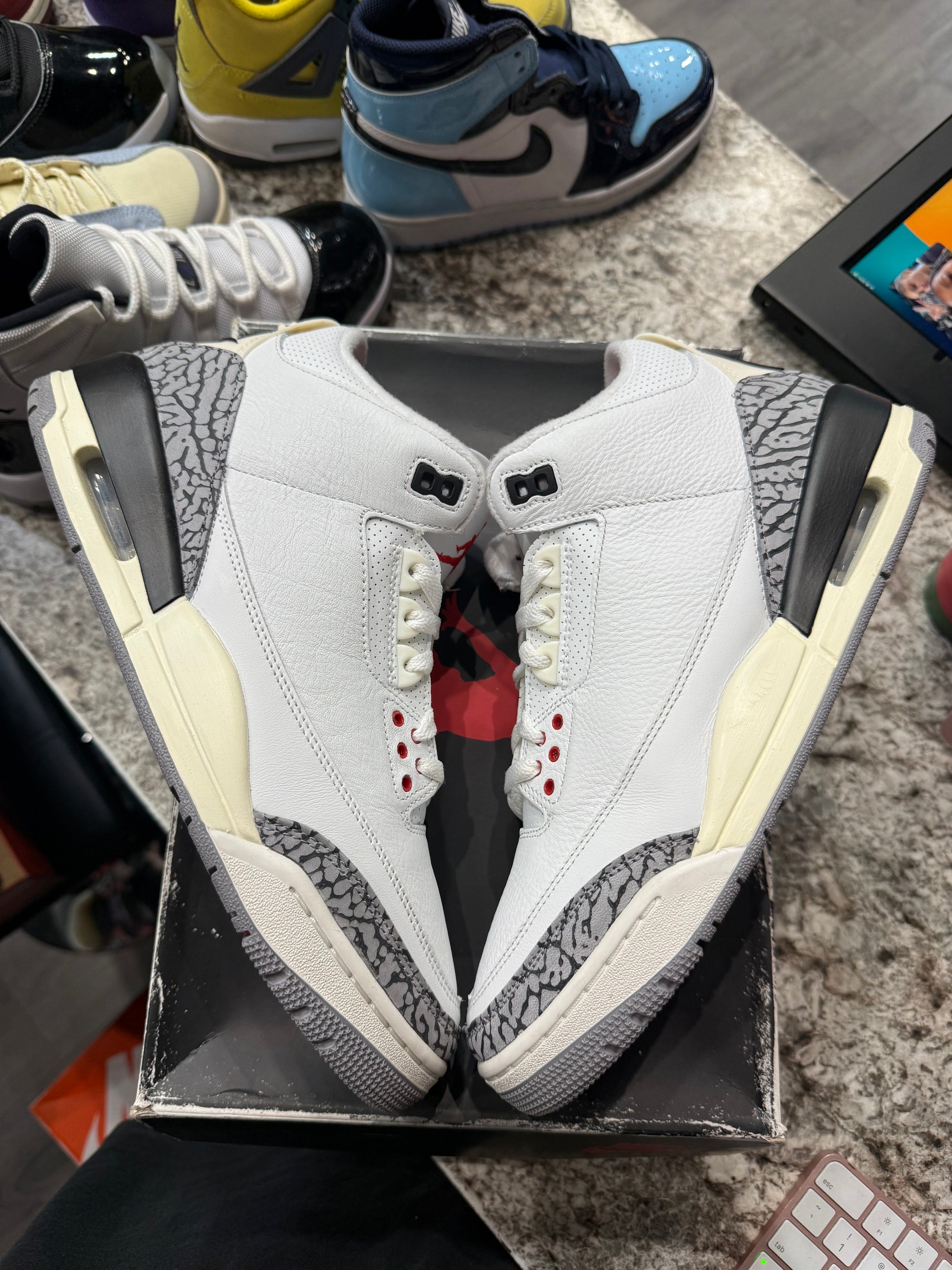 Jordan 3 Retro White Cement Reimagined (DAMAGED BOX)