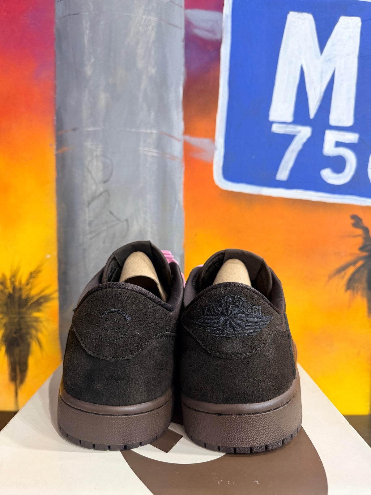 Jordan 1 Retro Low OG SP Travis Scott Velvet Brown
