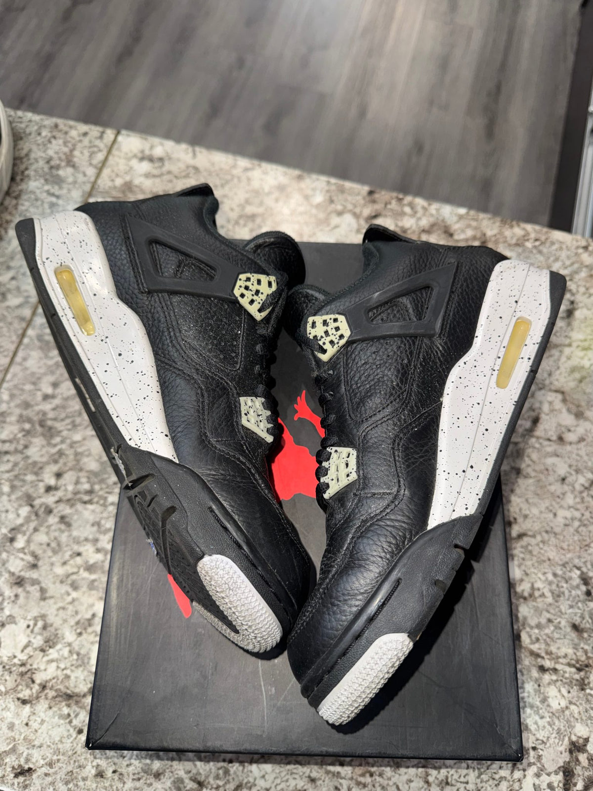 Jordan 4 Retro Oreo (2015)
