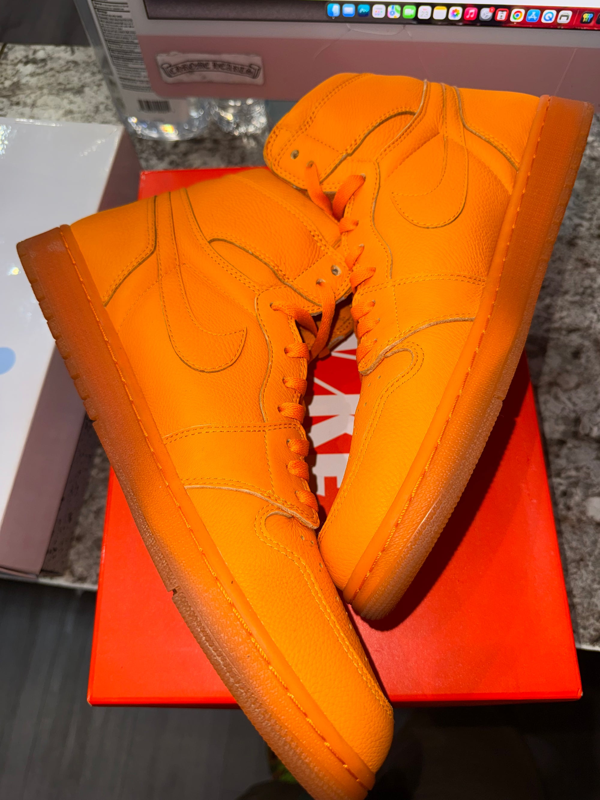 Jordan 1 Retro High Gatorade Orange Peel