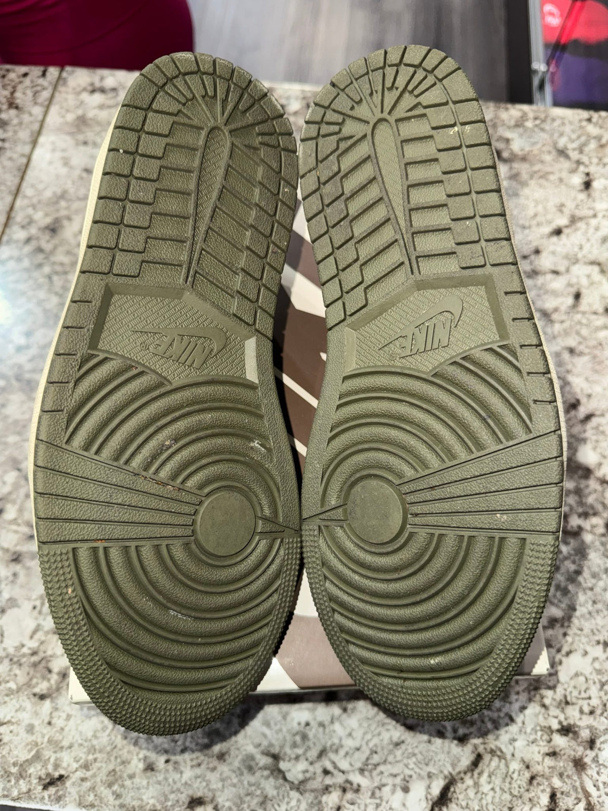 Jordan 1 Retro Low OG SP Travis Scott Medium Olive