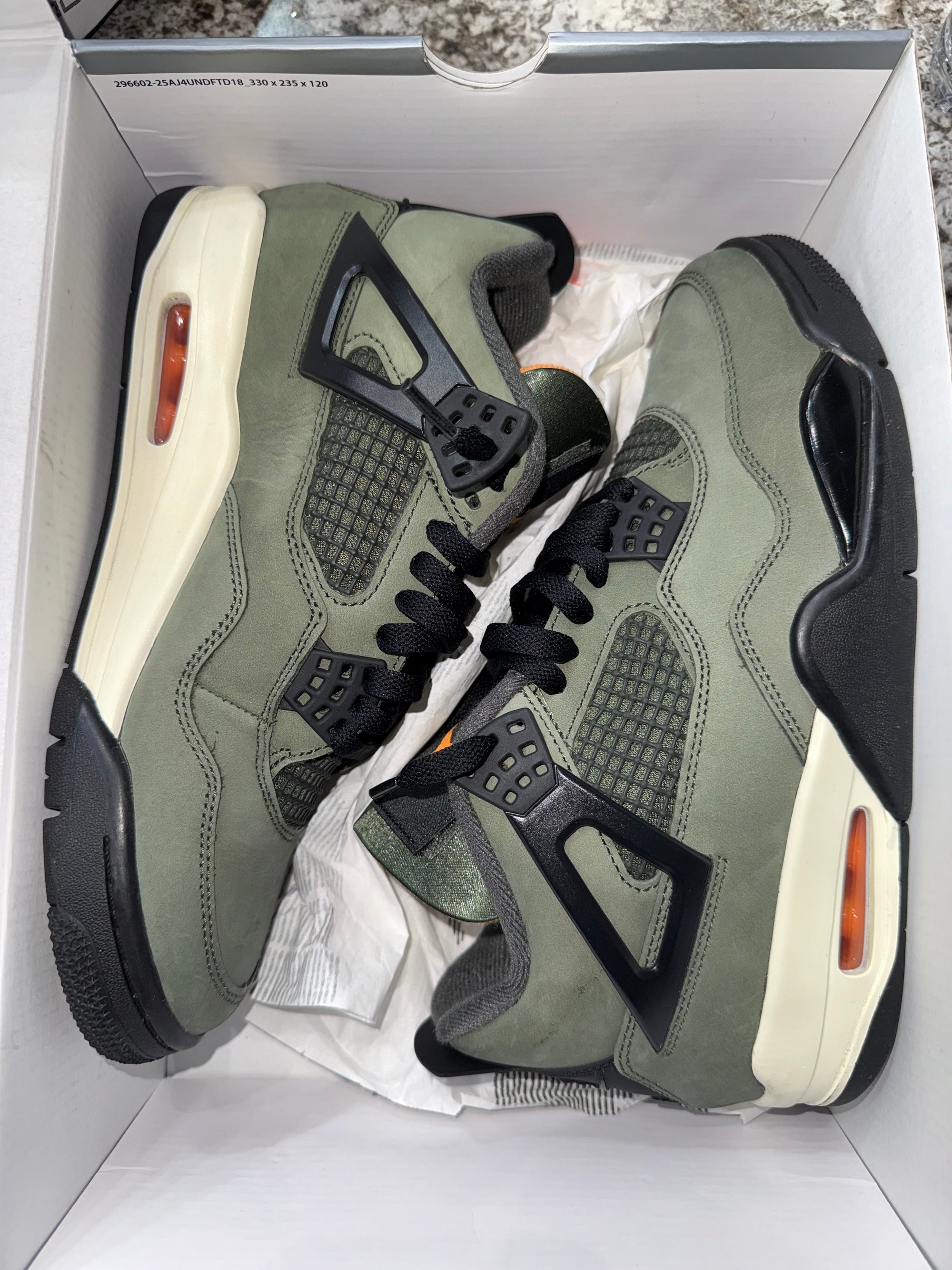 Jordan 4 Retro OG SP Undefeated (2025)