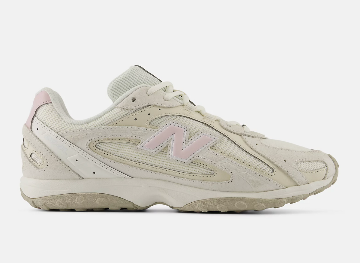 New Balance 204L White Pink