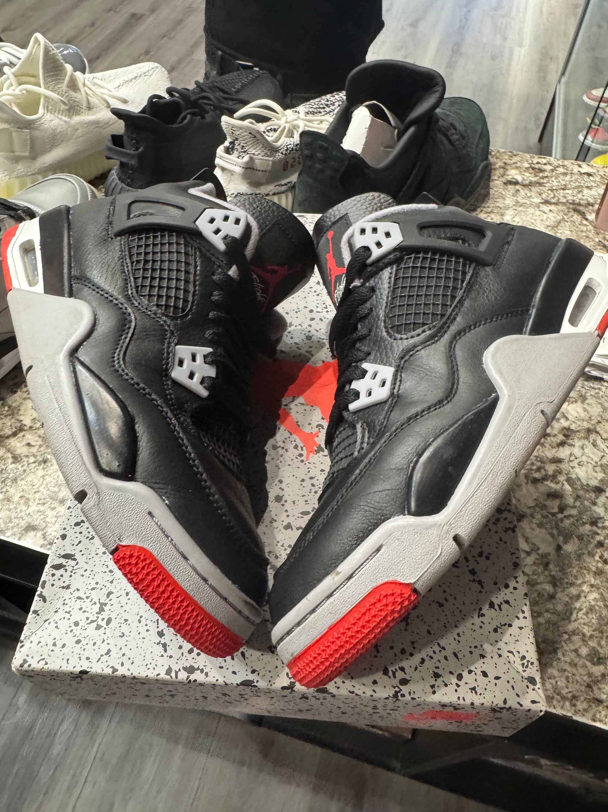 Jordan 4 Retro Bred Reimagined (GS)