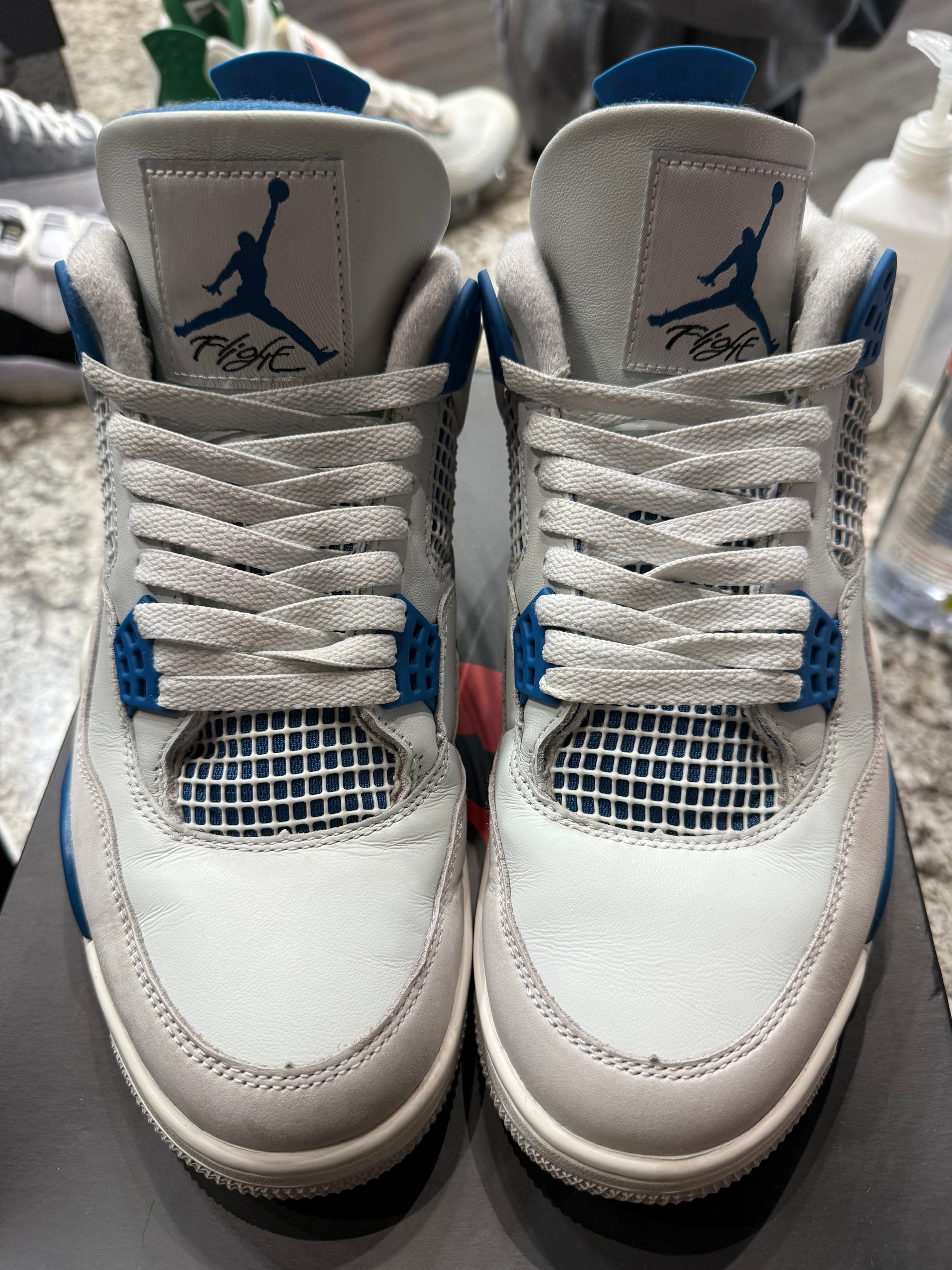 Jordan 4 Retro Military Blue (2024)