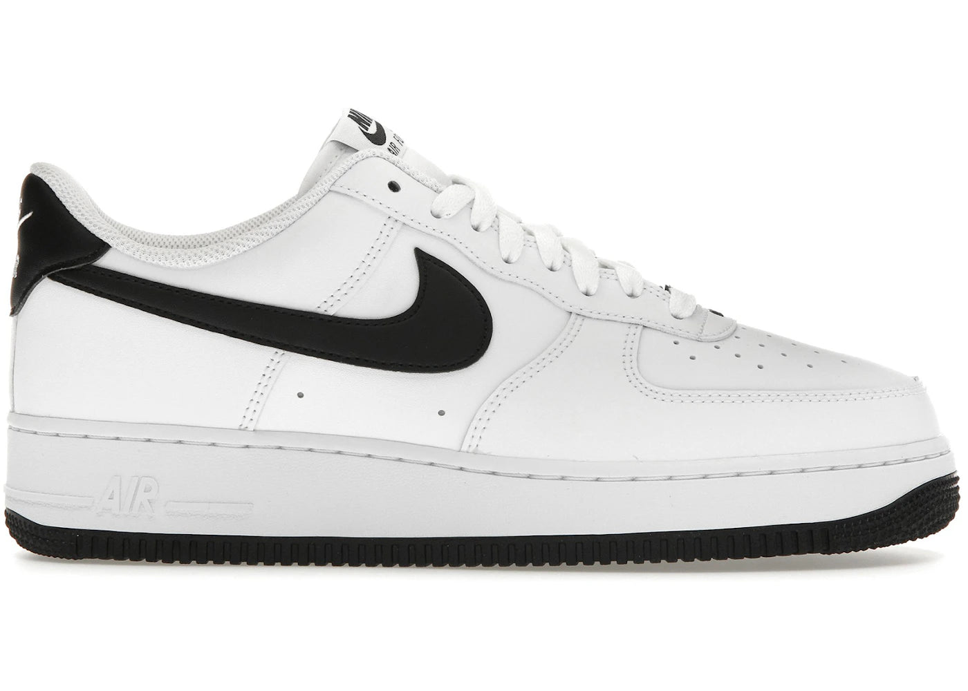 Nike Air Force 1 Low '07 White Black (DAMAGED BOX)