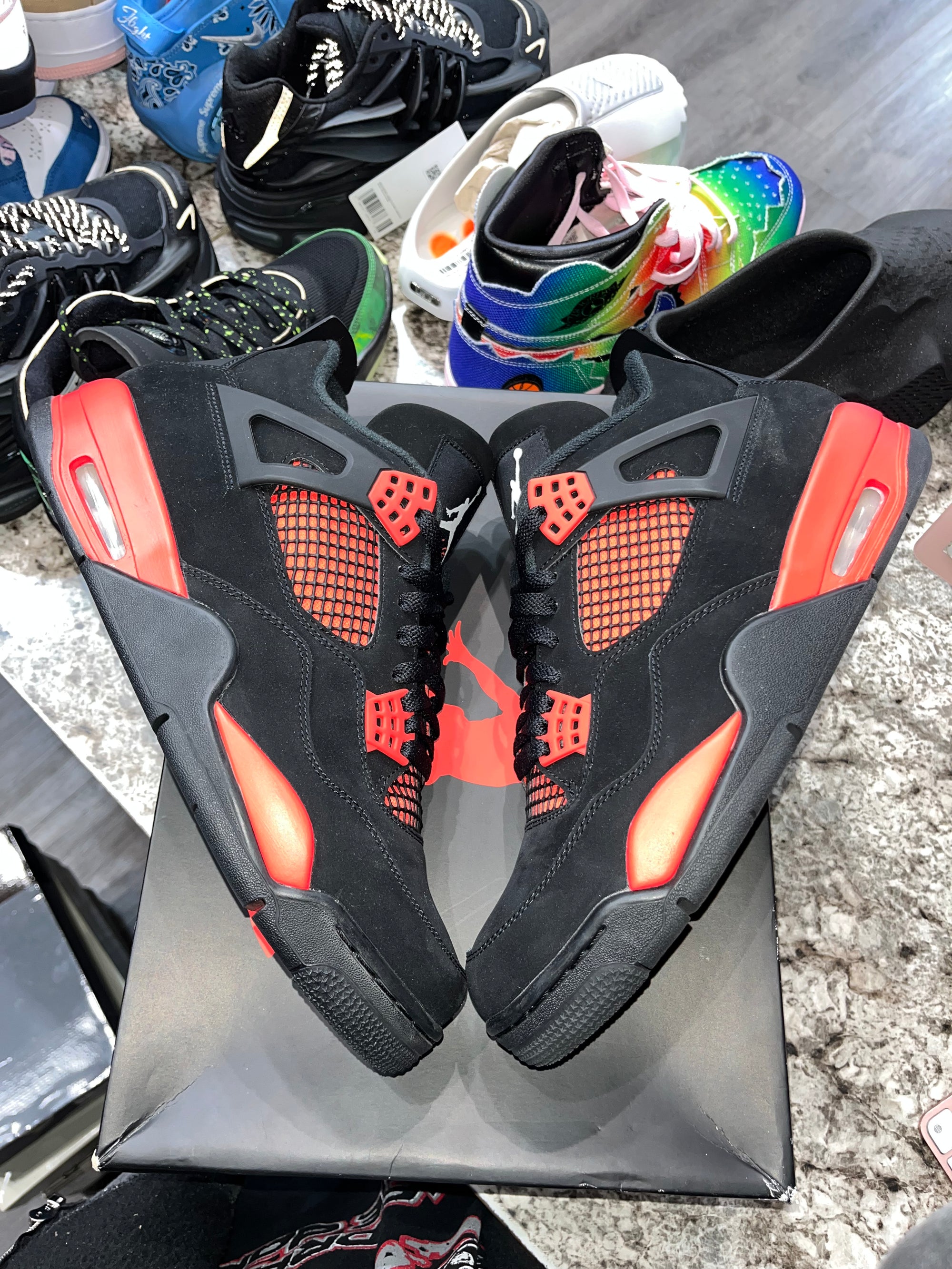 Jordan 4 Retro Red Thunder