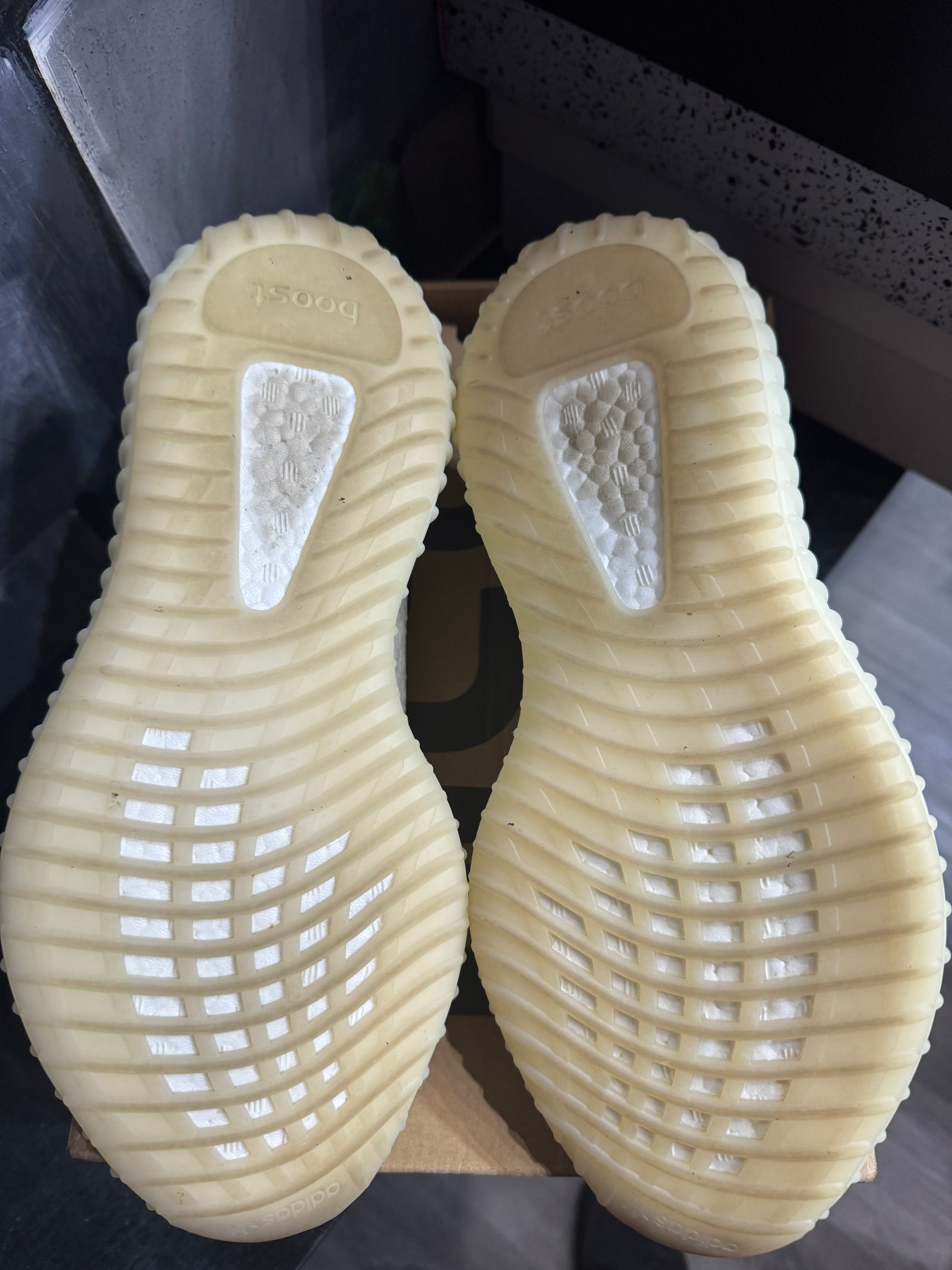 adidas Yeezy Boost 350 V2 Cream