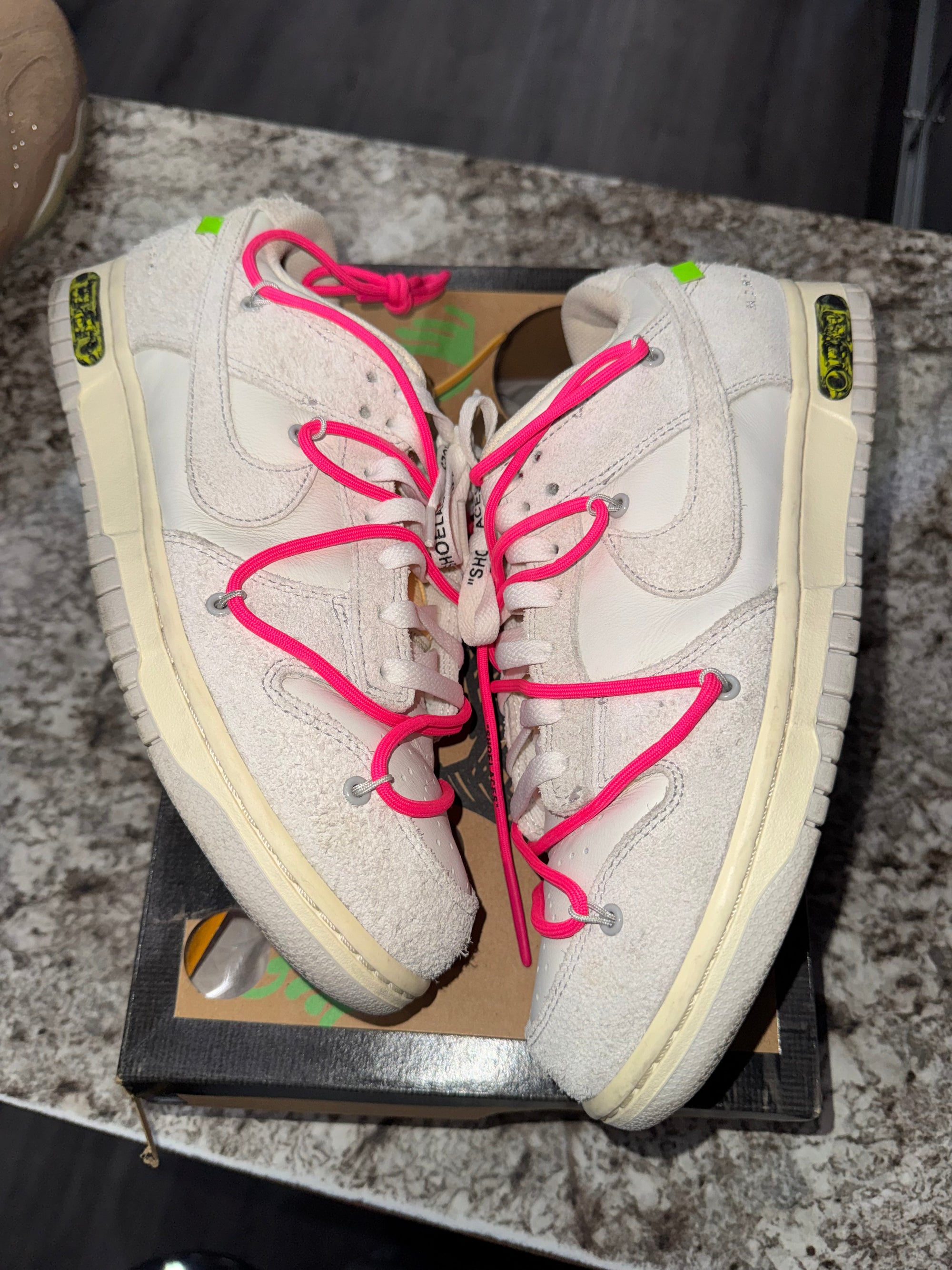 Nike Dunk Low Off-White Lot 17