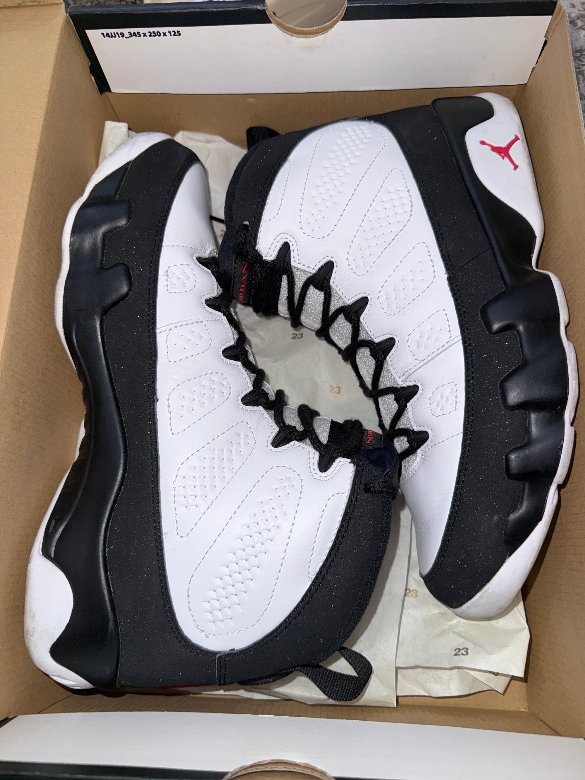 Jordan 9 Retro OG (2016)