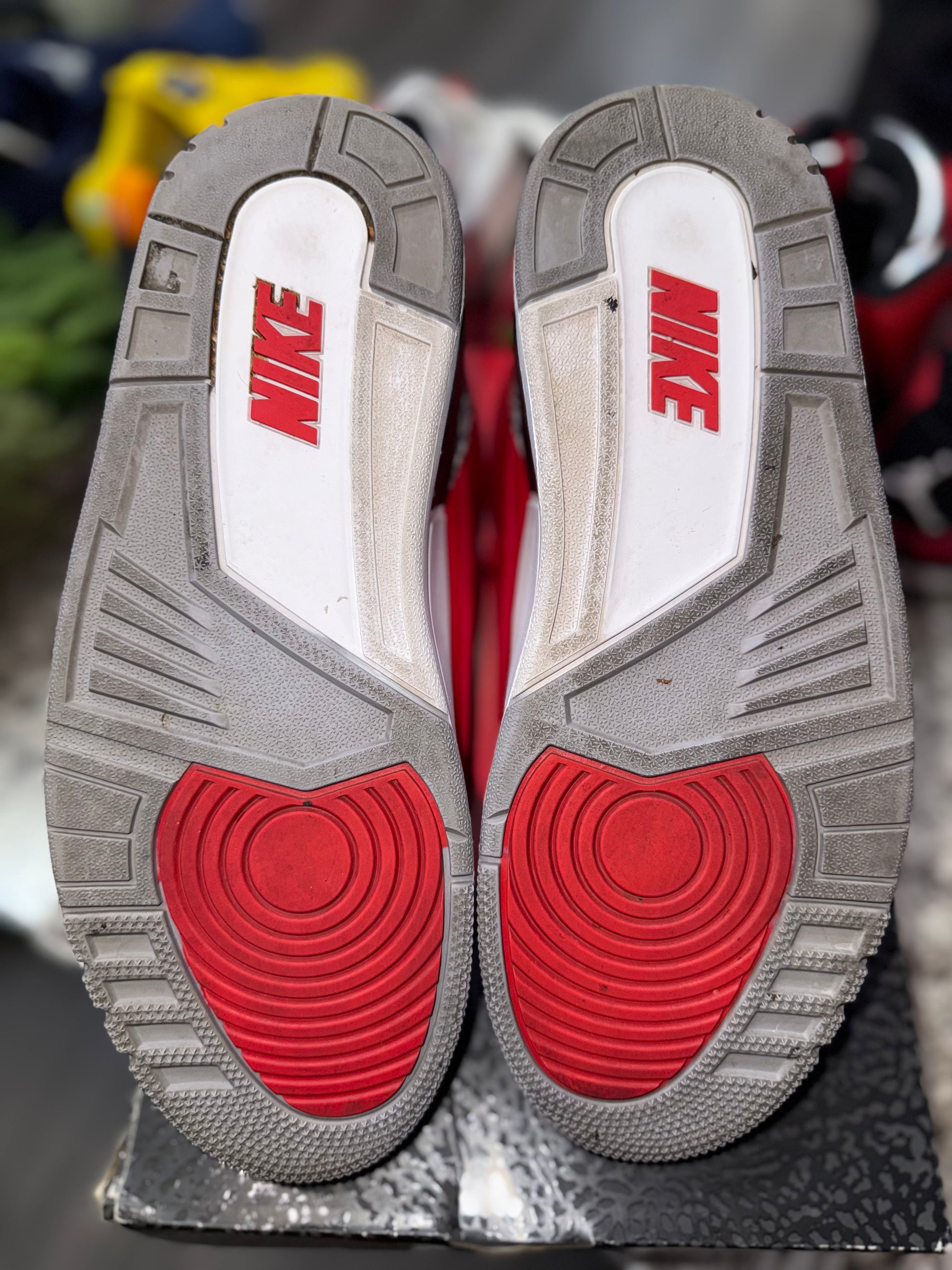 Jordan 3 Retro SE Unite