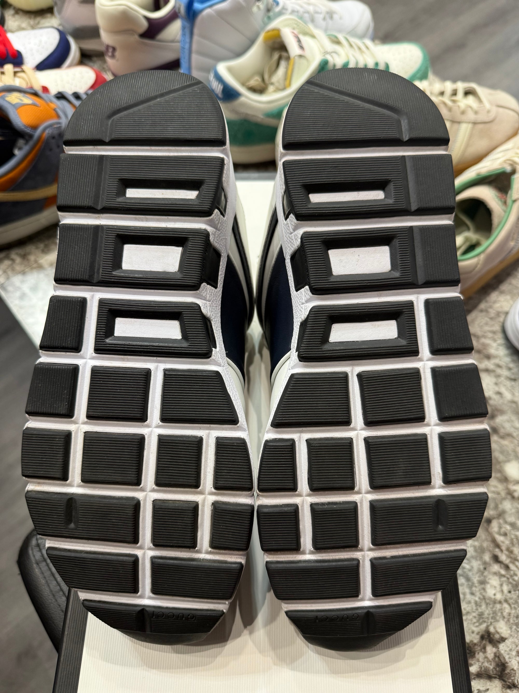 Gucci Leather Low Top Sky Blue