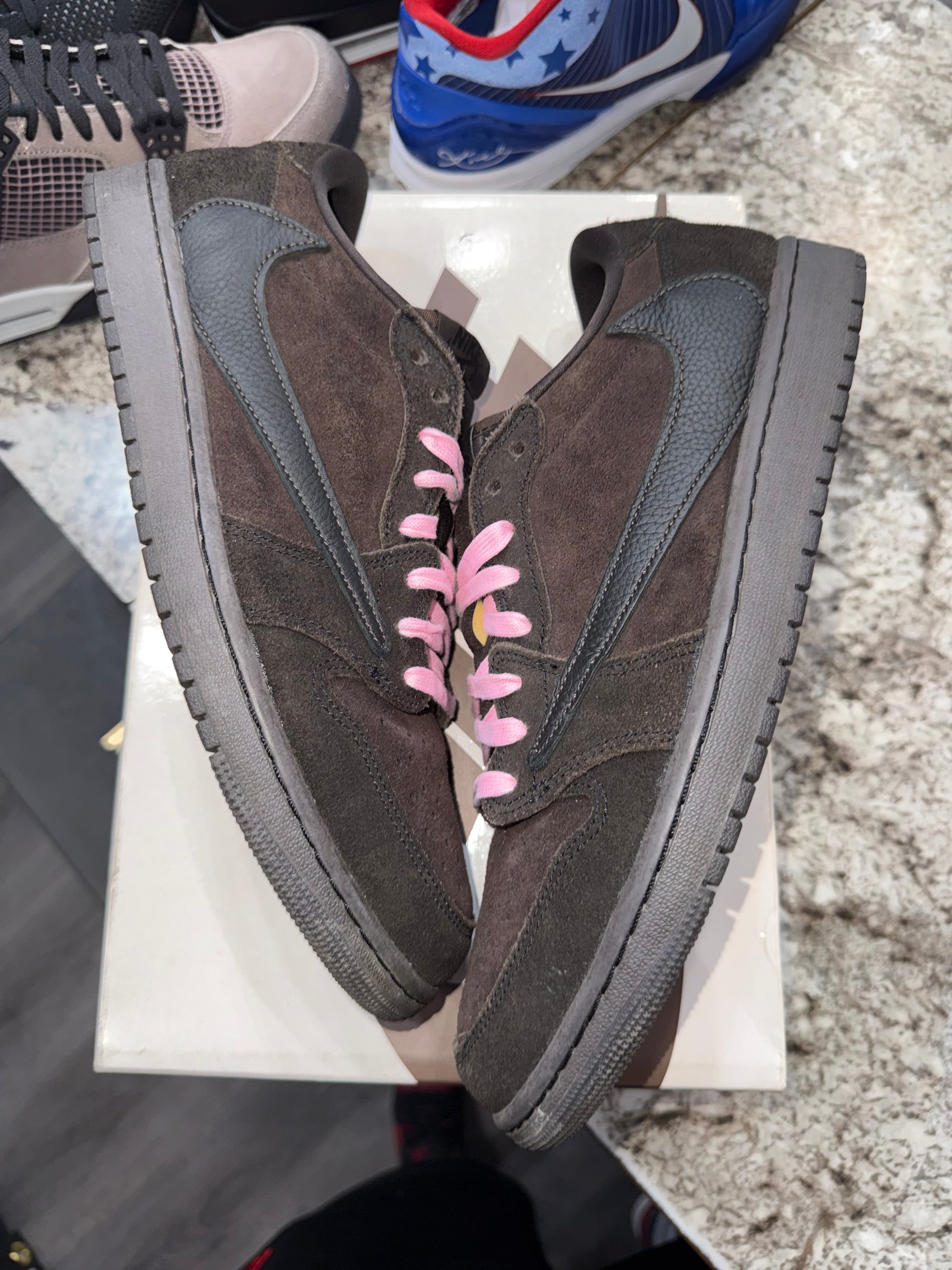 Jordan 1 Retro Low OG SP Travis Scott Velvet Brown