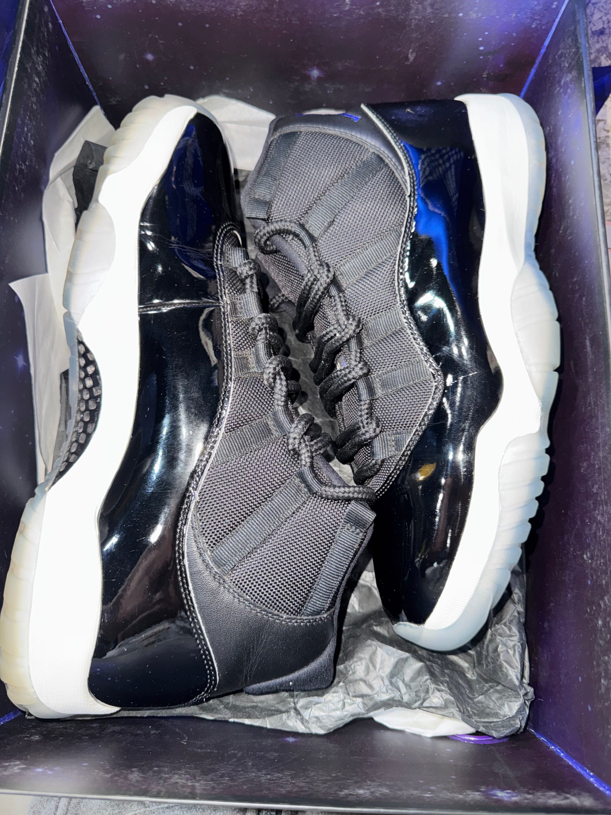 Jordan 11 Retro Space Jam (2016)
