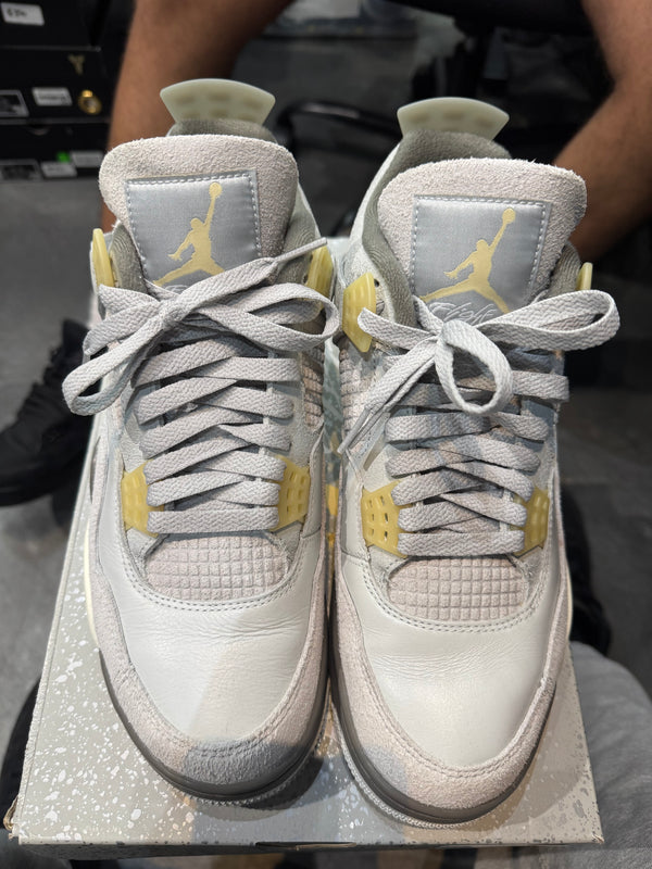 Jordan 4 Retro SE Craft Photon Dust