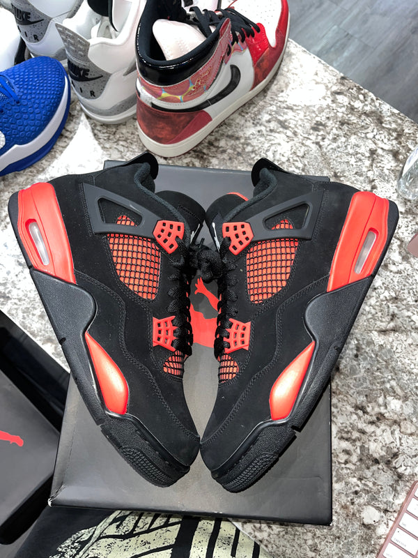 Jordan 4 Retro Red Thunder