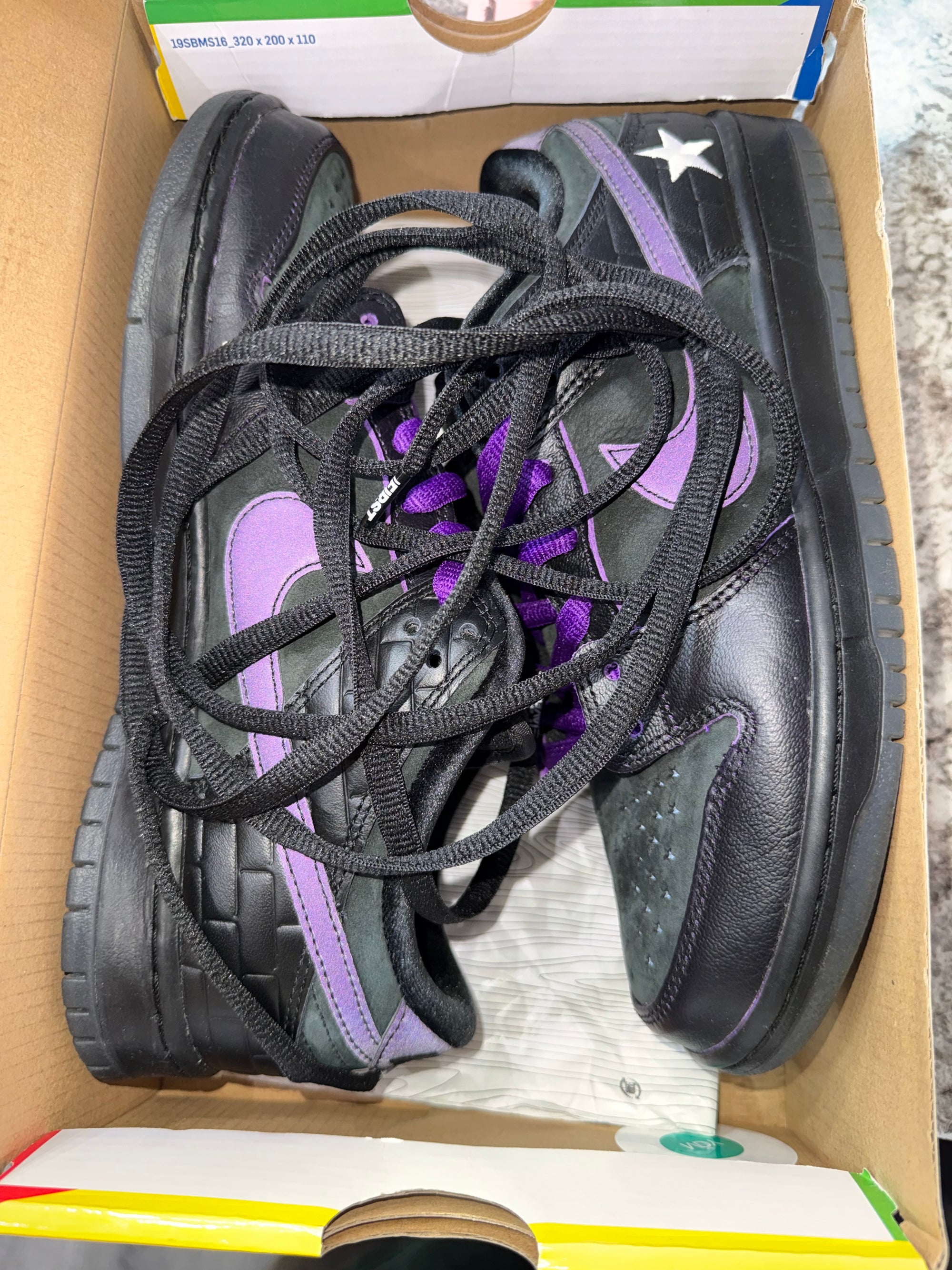Nike SB Dunk Low Familia First Avenue