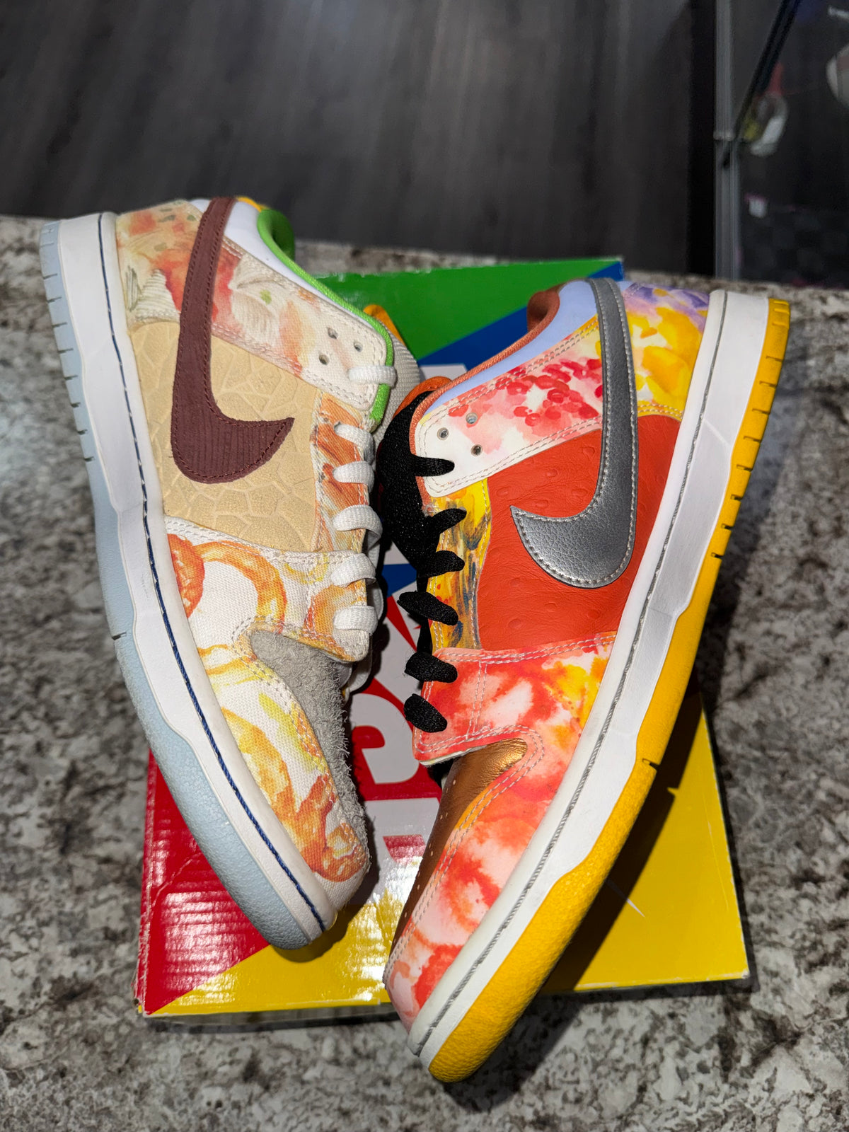Nike SB Dunk Low Street Hawker (2021)