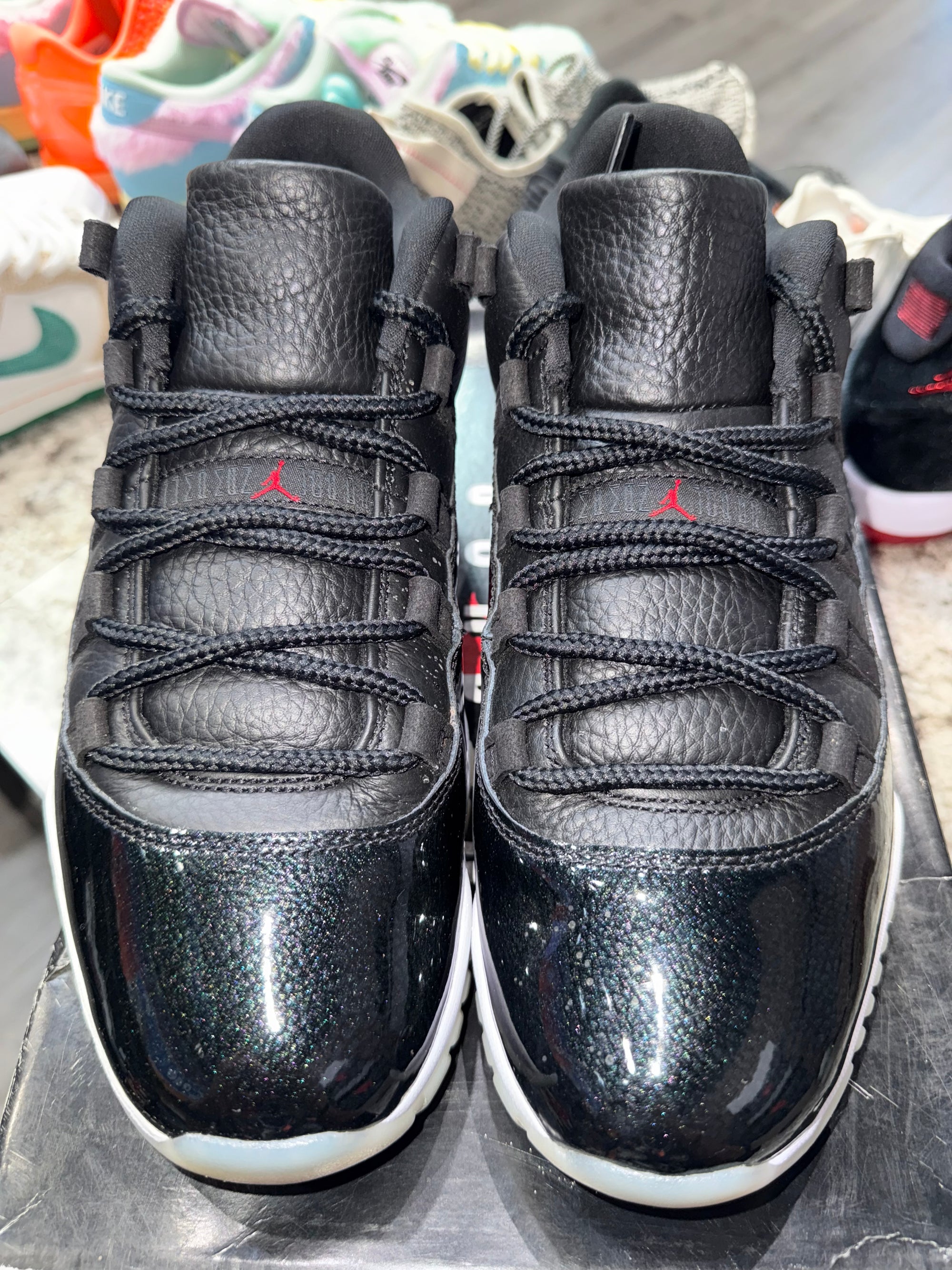 Jordan 11 Retro Low 72-10