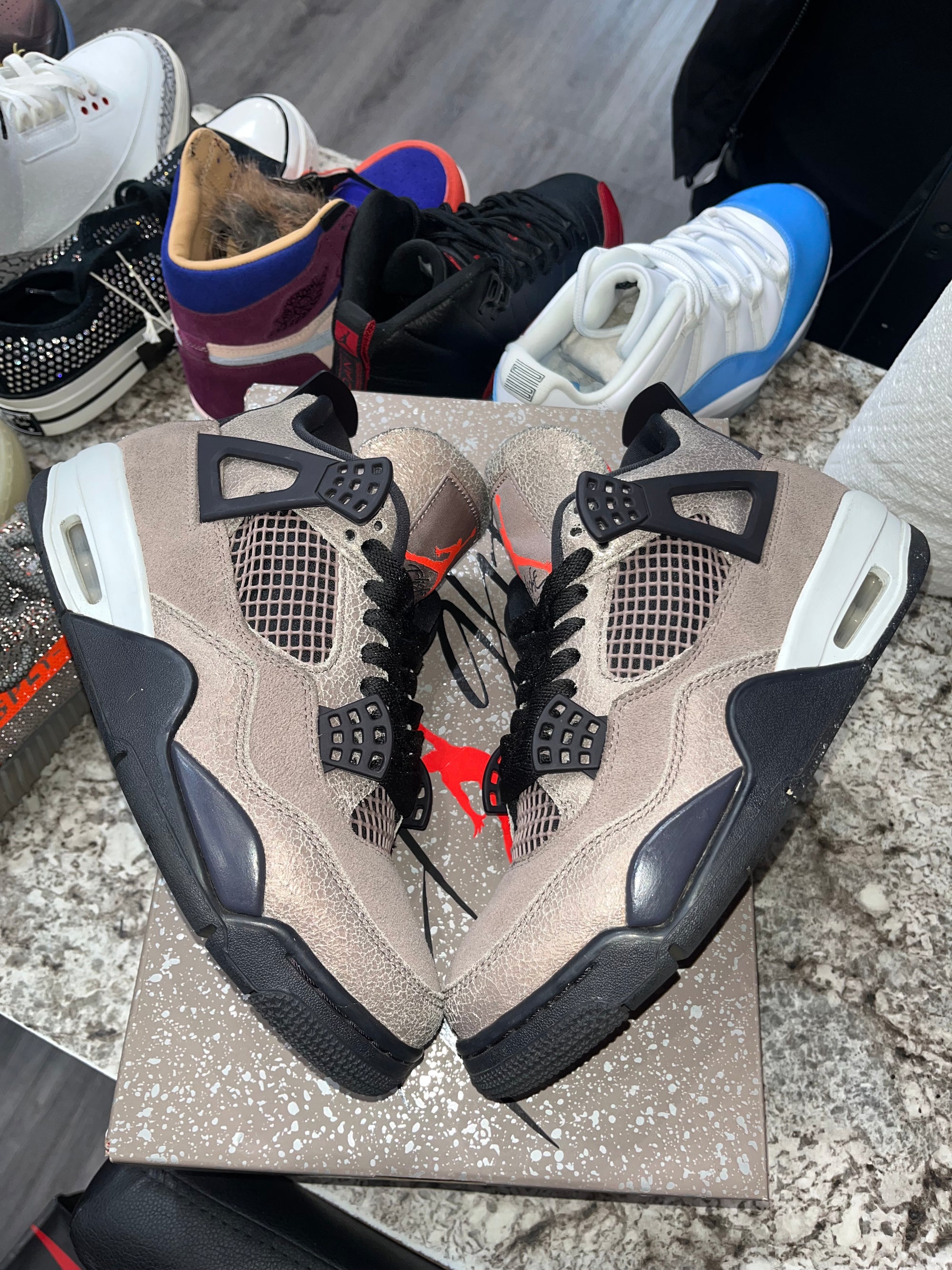 Jordan 4 Retro Taupe Haze
