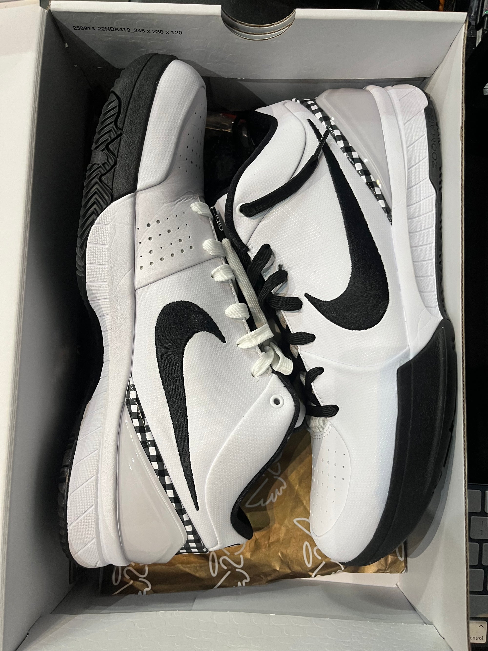 Nike Kobe 4 Protro Mambacita Gigi