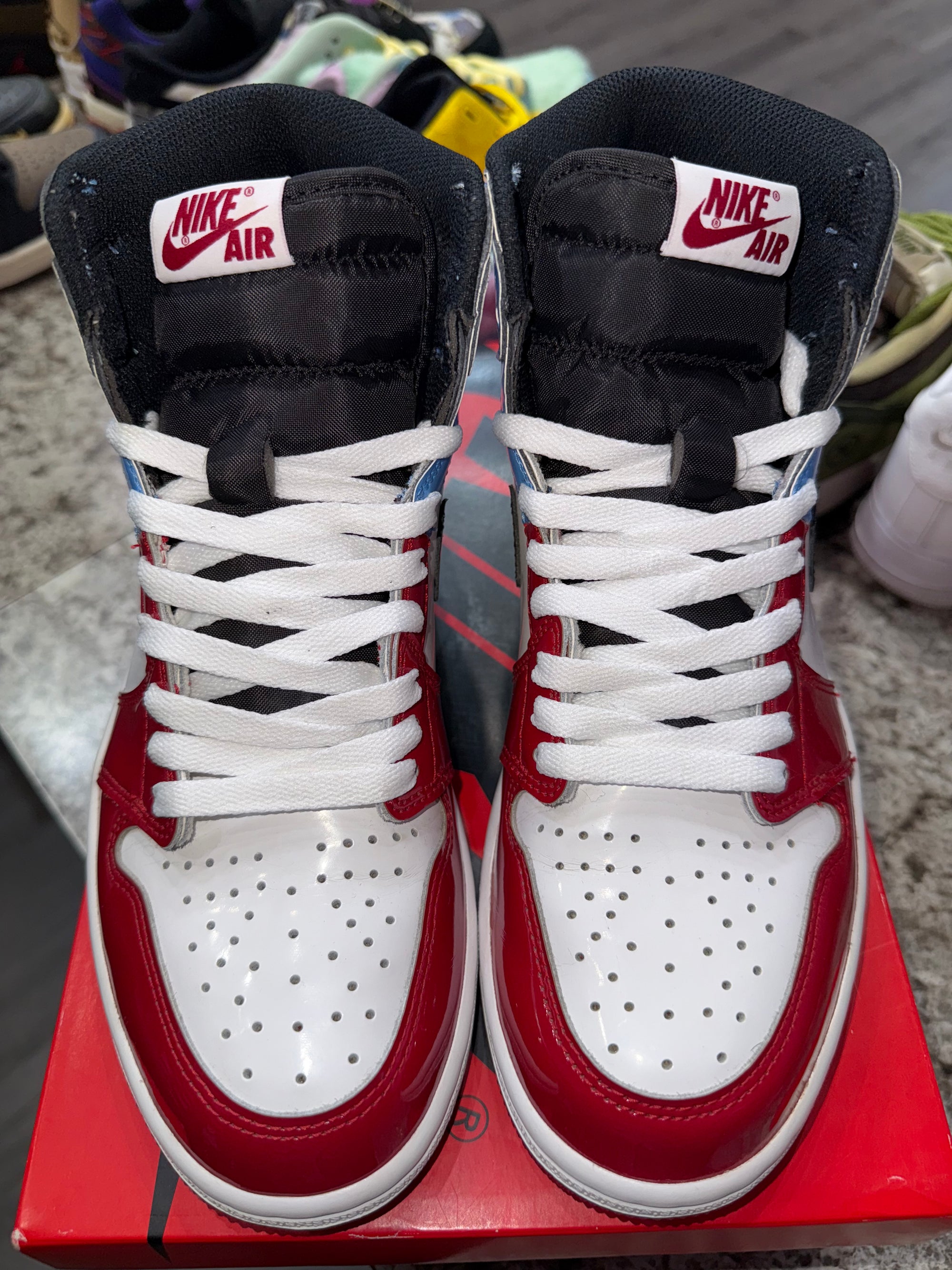 Jordan 1 Retro High Fearless UNC Chicago