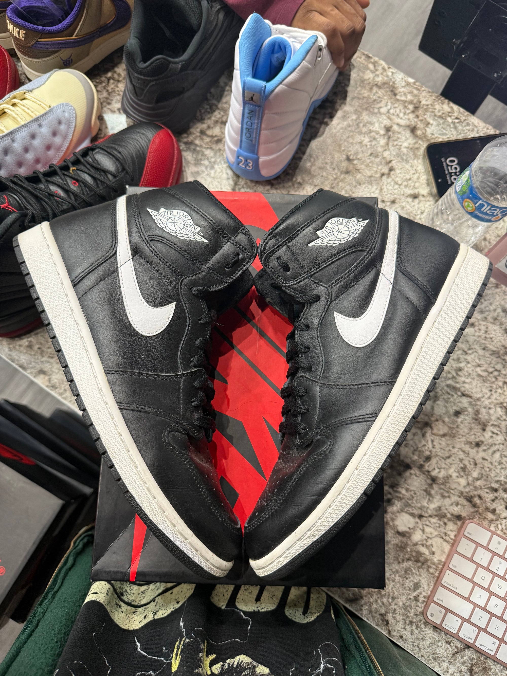 Jordan 1 Retro Yin Yang Black