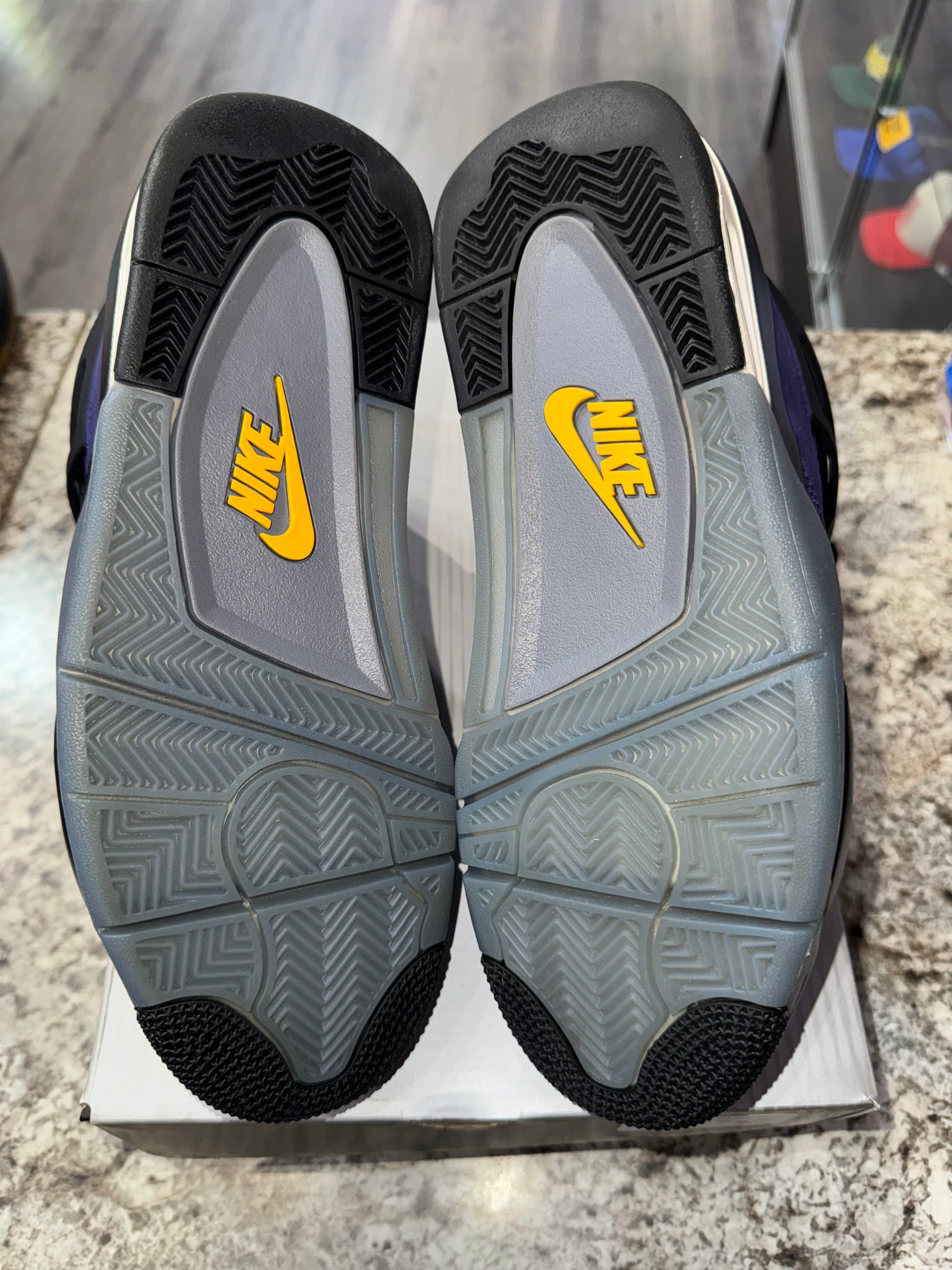 Jordan 4 Retro Lakers