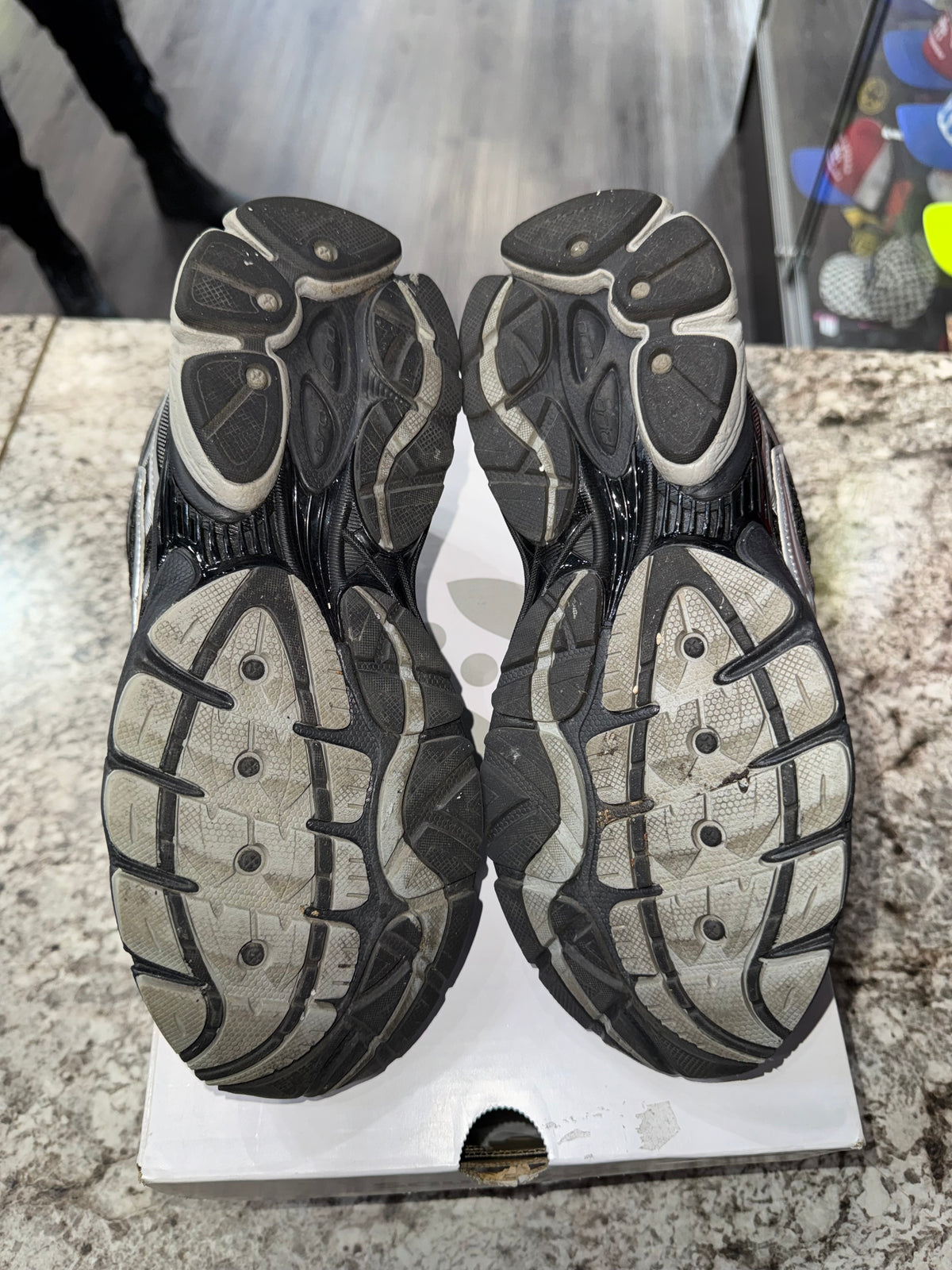 Saucony ProGrid Omni 9 Black Silver Grey