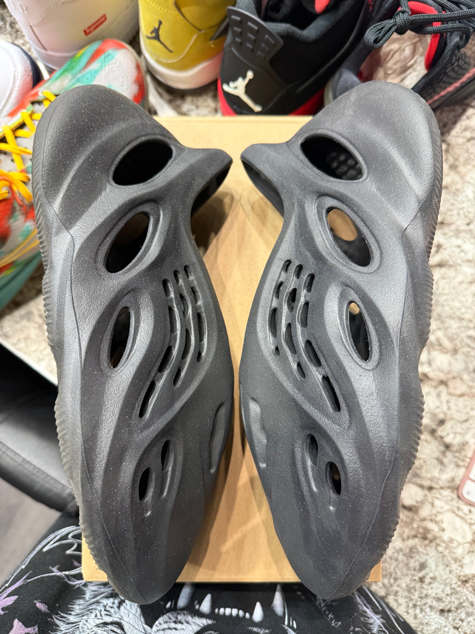 adidas Yeezy Foam RNR Onyx