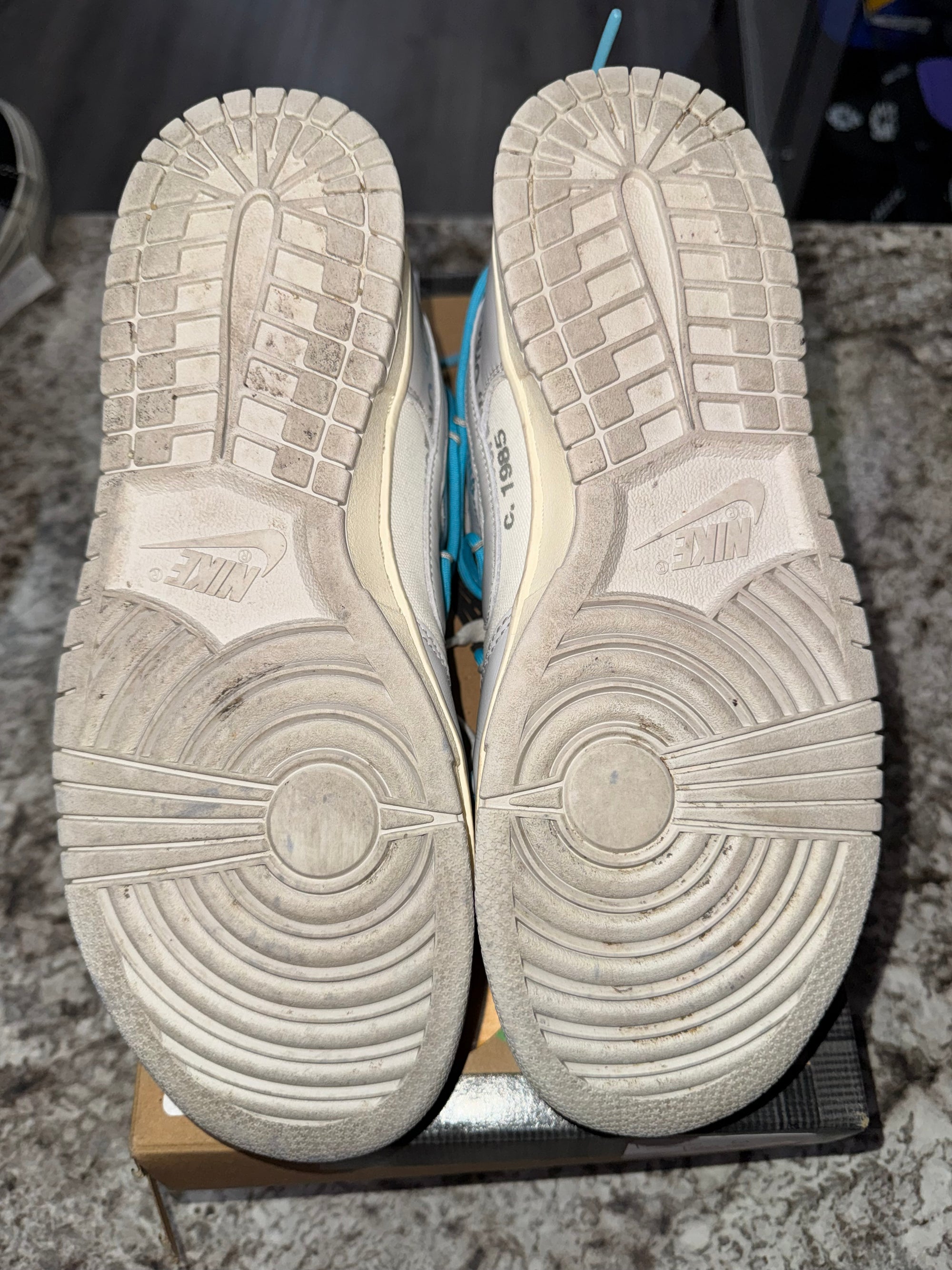 Nike Dunk Low Off-White Lot 2