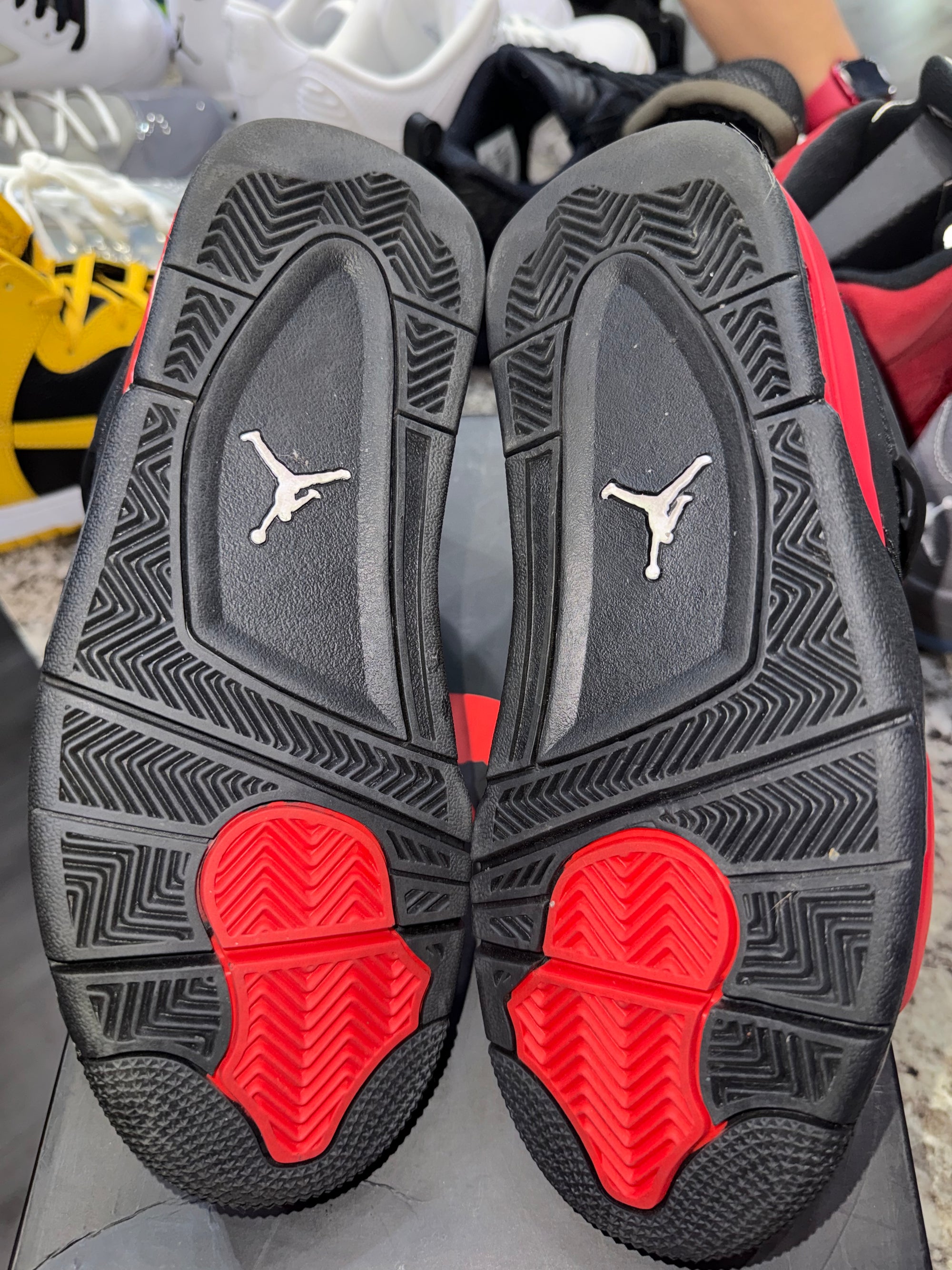 Jordan 4 Retro Red Thunder (GS)