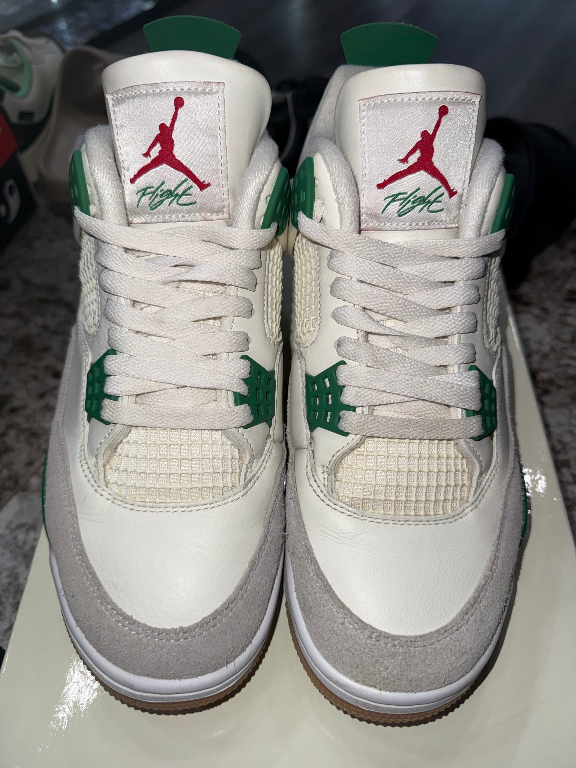 Jordan 4 Retro SB Pine Green