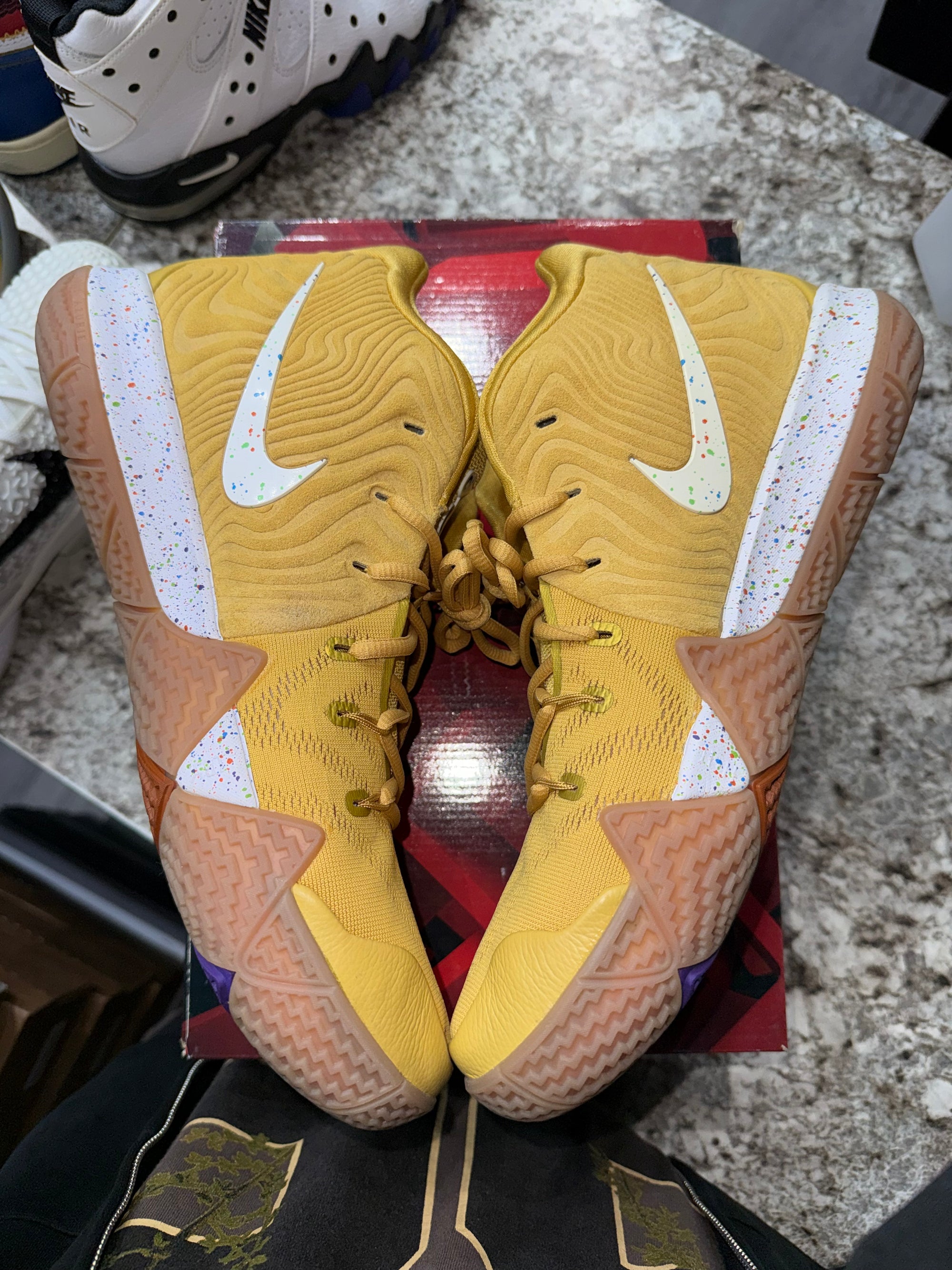 Nike Kyrie 4 Cinnamon Toast Crunch (VNDS)