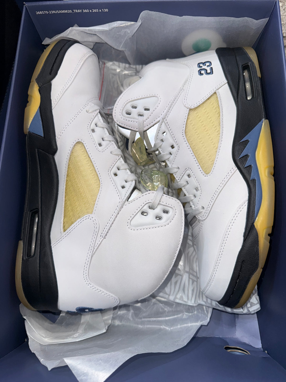 Jordan 5 Retro A Ma Maniére Dawn (Women's)