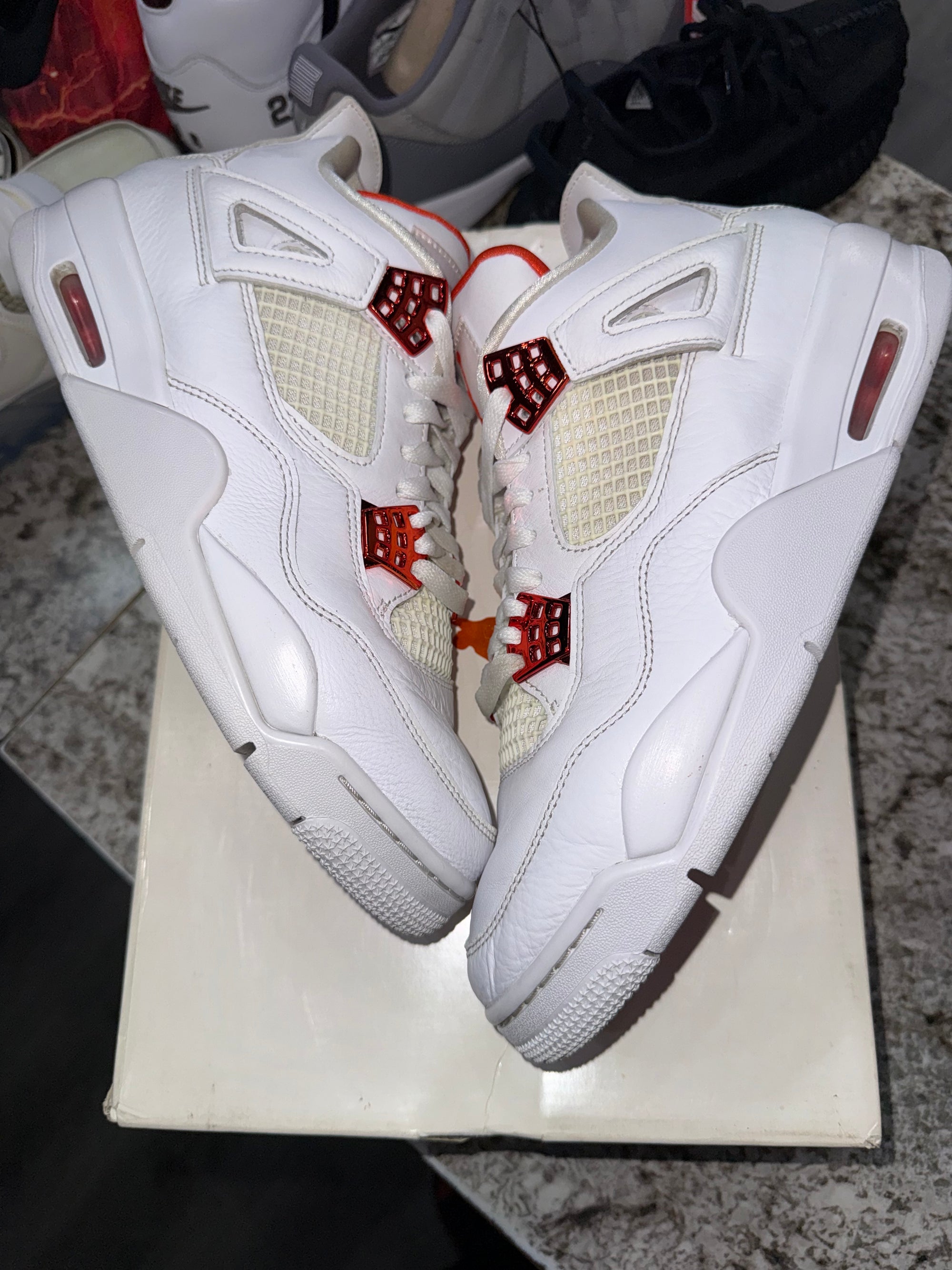 Jordan 4 Retro Metallic Orange