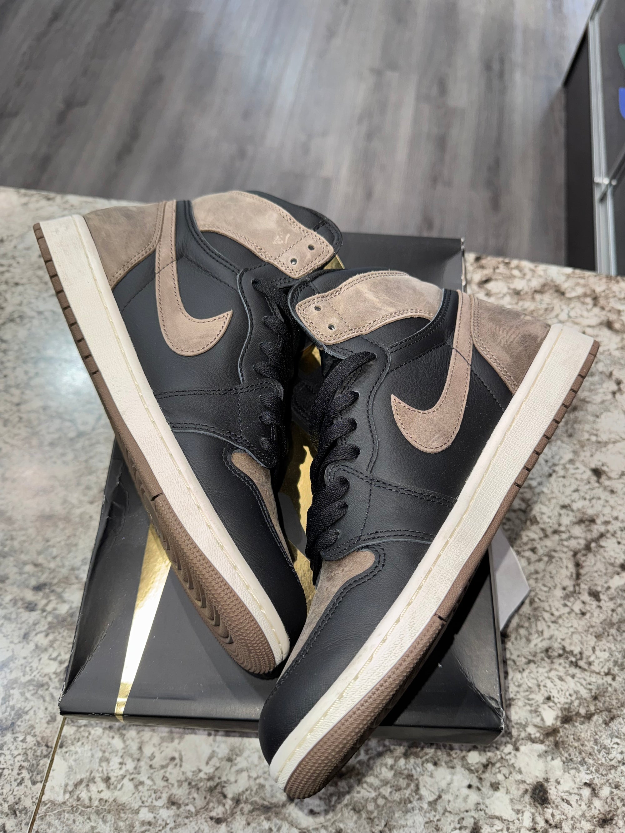 Jordan 1 Retro High OG Palomino