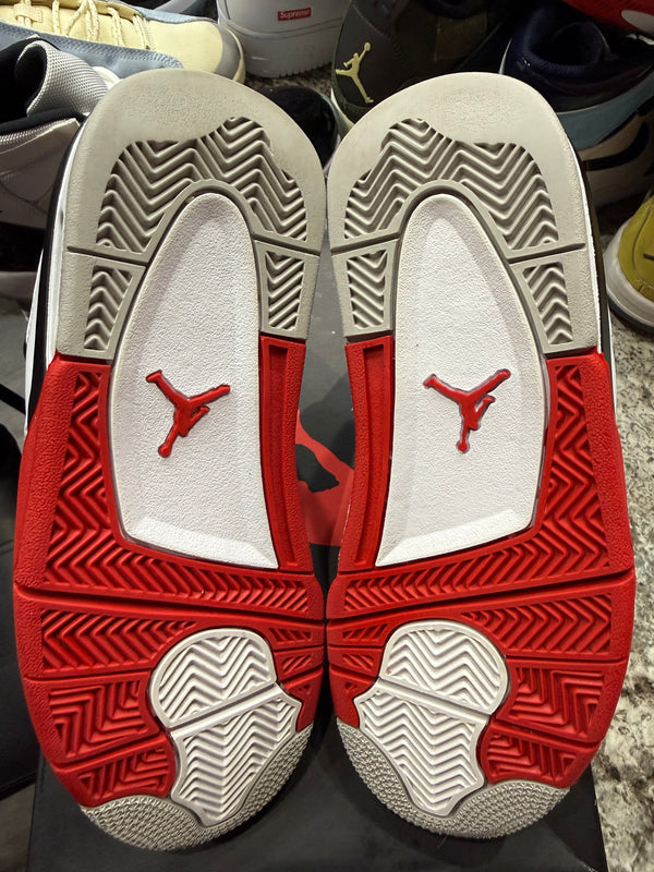 Jordan 4 Retro Fire Red (2020) (GS) (DAMAGED BOX)