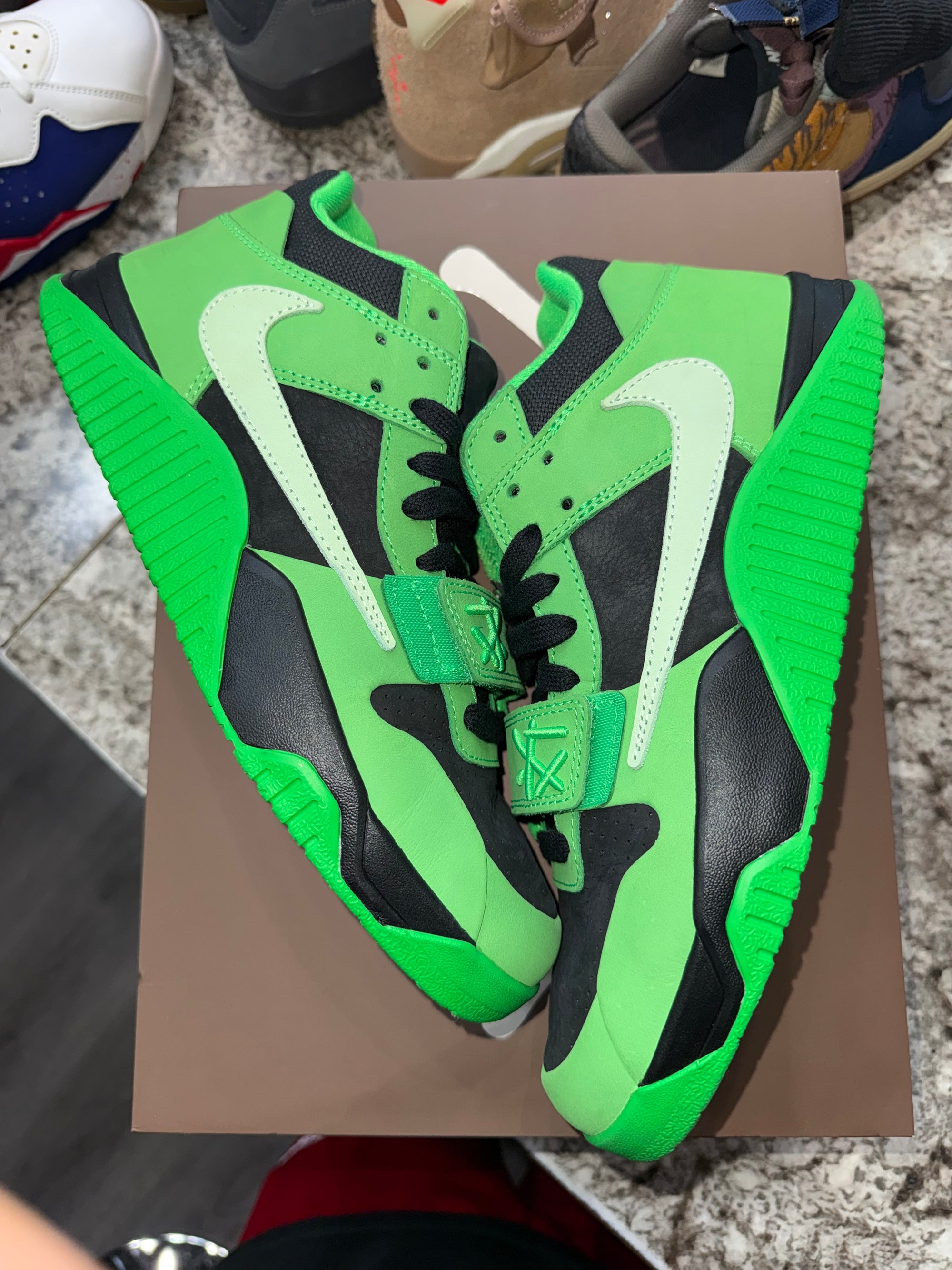 Jordan CJ1 T-Rexx Travis Scott Green Spark