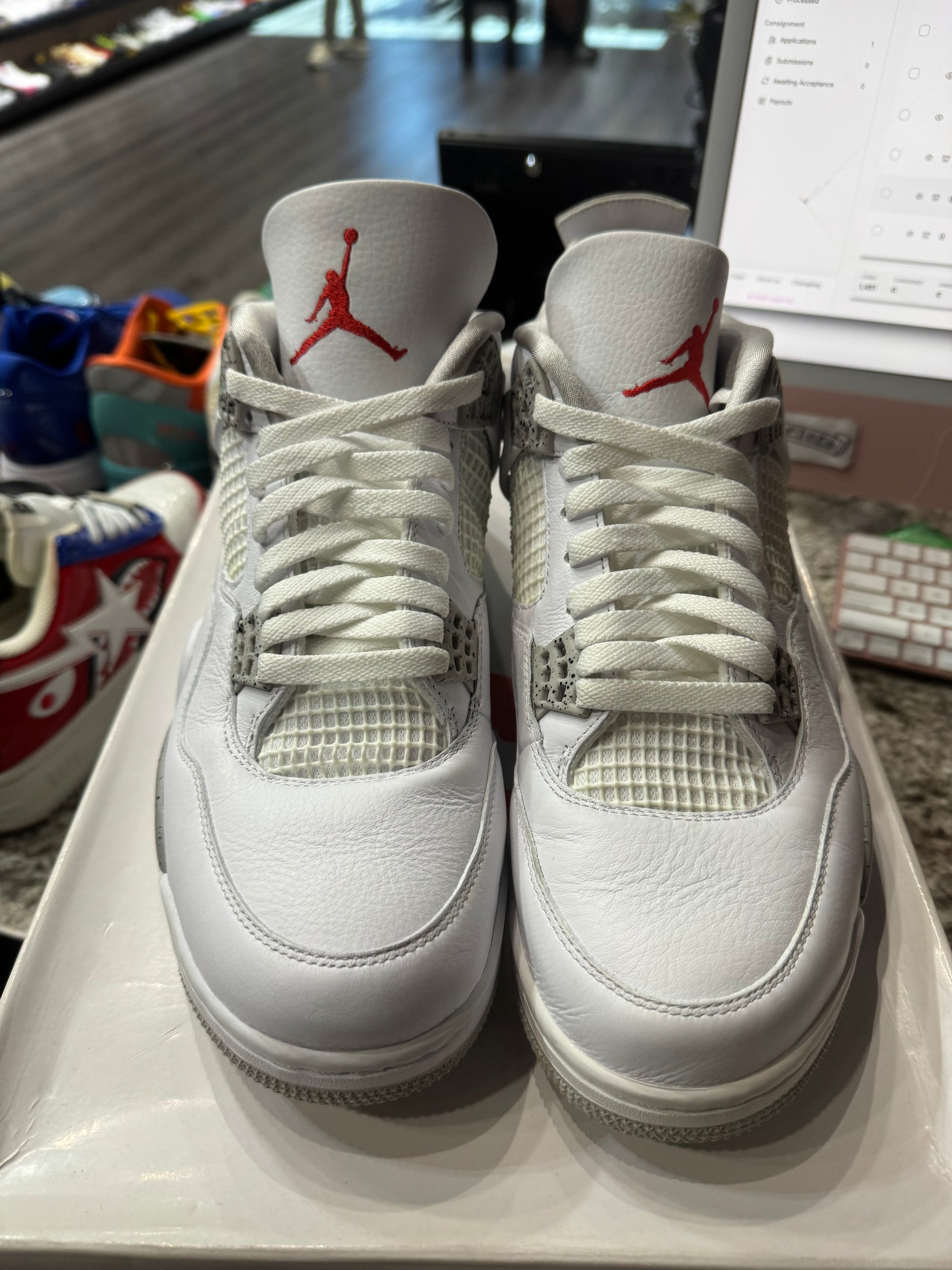 Jordan 4 Retro White Oreo (2021)