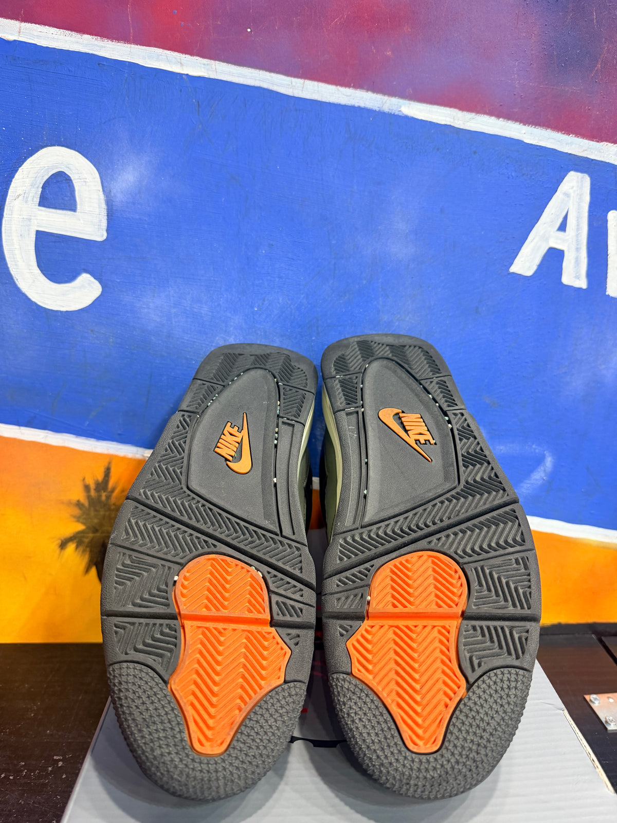 Jordan 4 Retro OG SP Undefeated (2025)