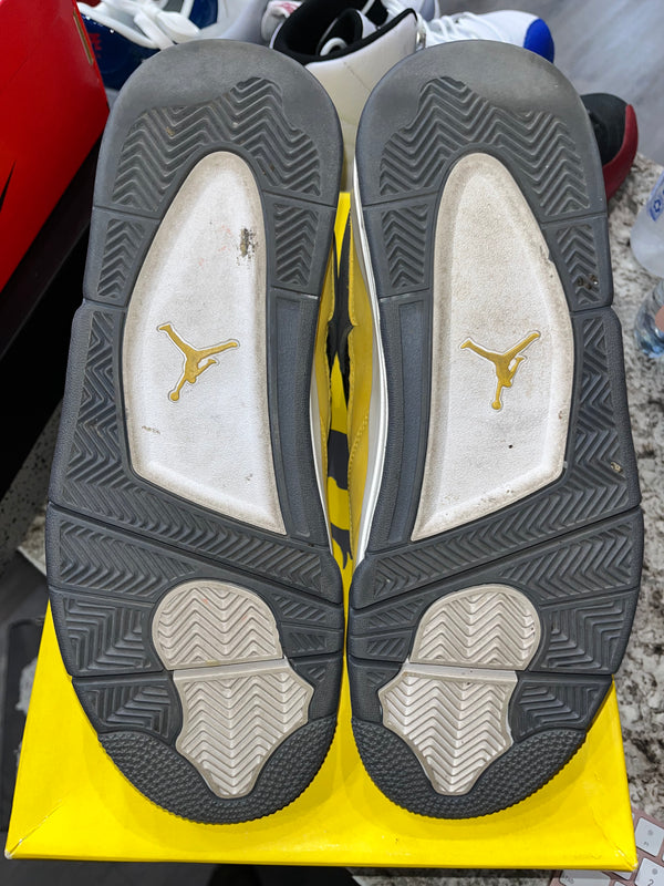 Jordan 4 Retro Lightning (2021)